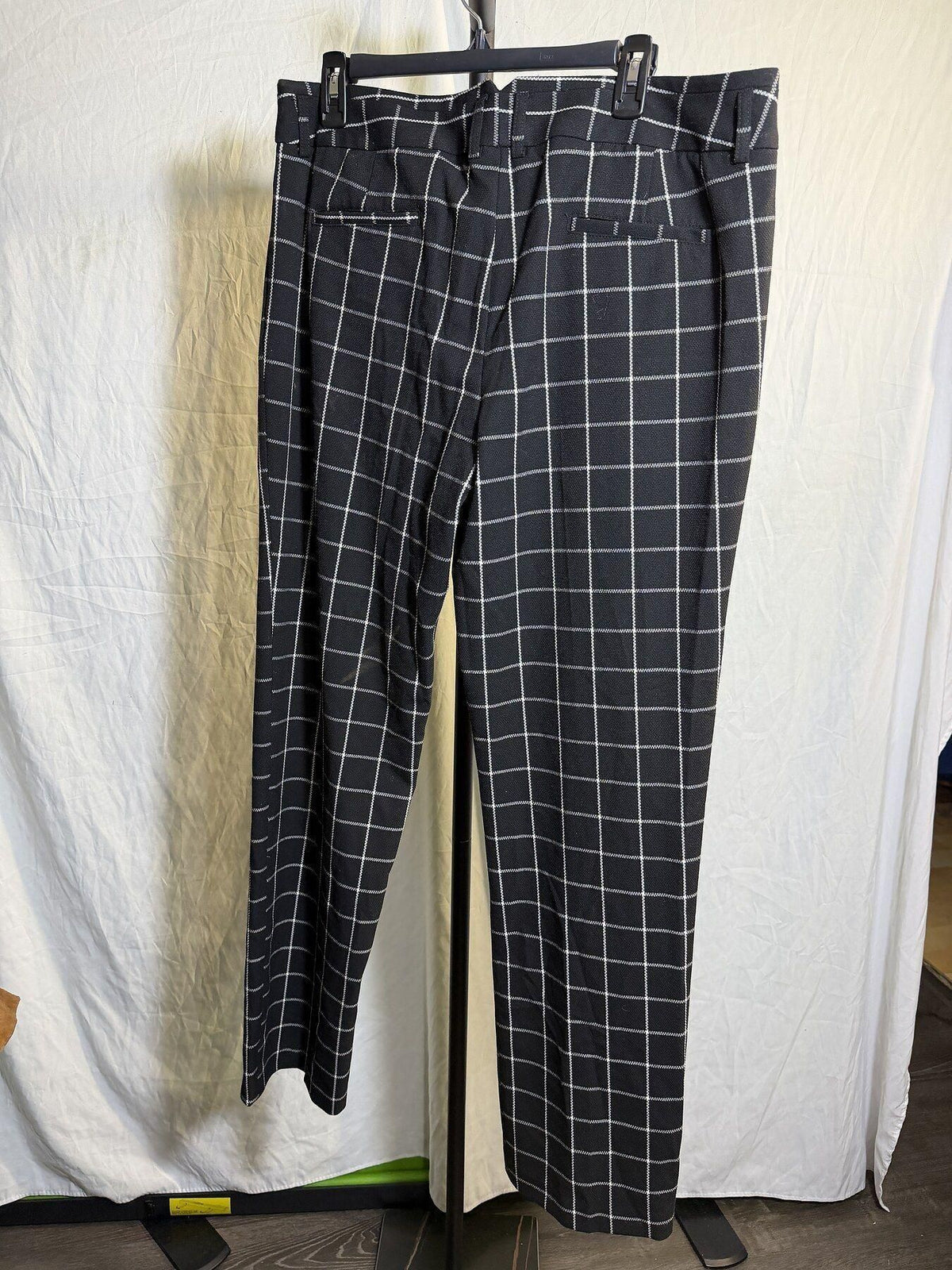 AMANDA CHELSEA Women's Black & White Plaid Pants Size 14 - Wormhole Thrift