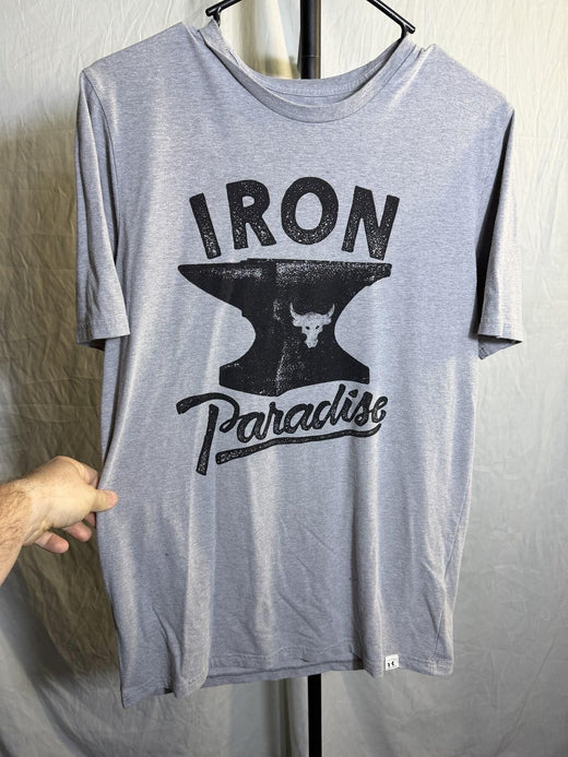 Under Armour Project Rock Iron Paradise HeatGear Loose Fit T-Shirt Men's Small - Wormhole Thrift