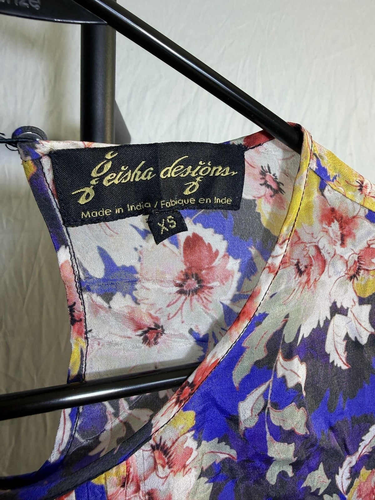 Geisha Designs Floral Peplum Blouse Top XS Lyocell Rayon Blue Multi - Wormhole Thrift