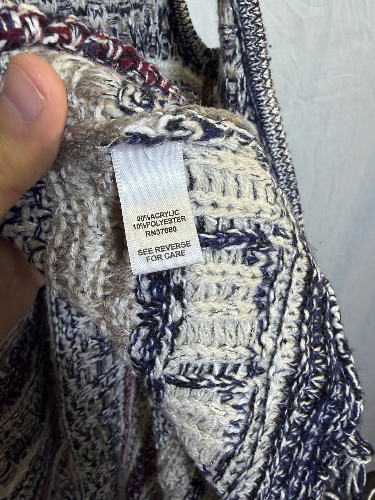 Cato Women's Small Multi-Color Knit Sleeveless Fringe Cardigan Vest - Wormhole Thrift