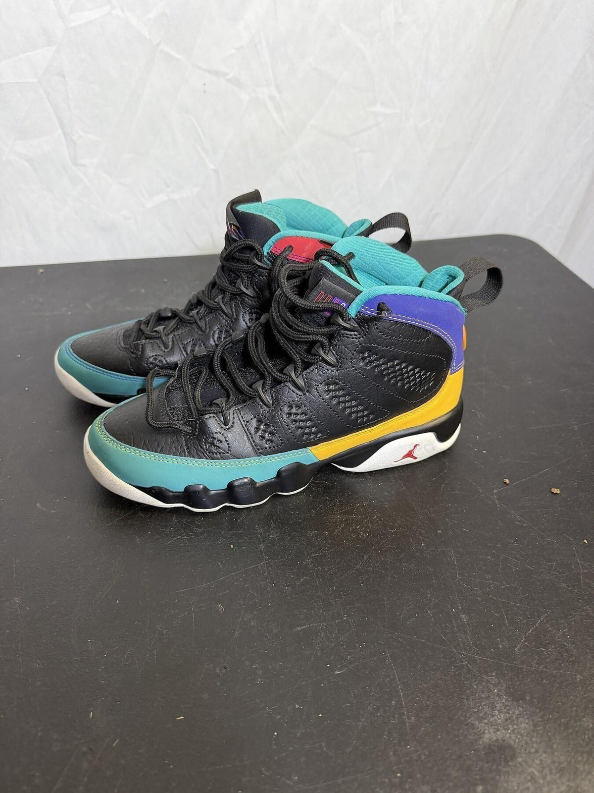 Nike Air Jordan 9 Retro "Dream It, Do It" Youth Sneakers Size 4.5Y - Wormhole Thrift