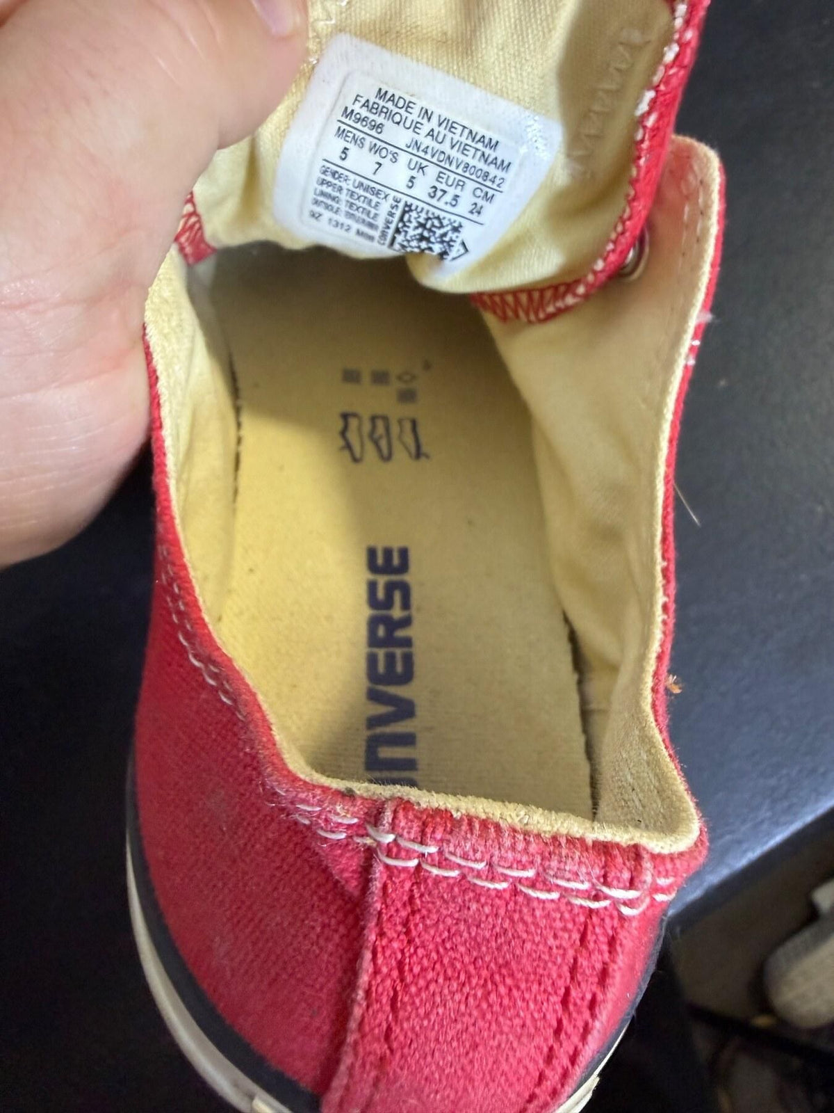 Converse Chuck Taylor All Star Low Top Sneakers Red M9696 Men's 5 Women's 7 - Wormhole Thrift
