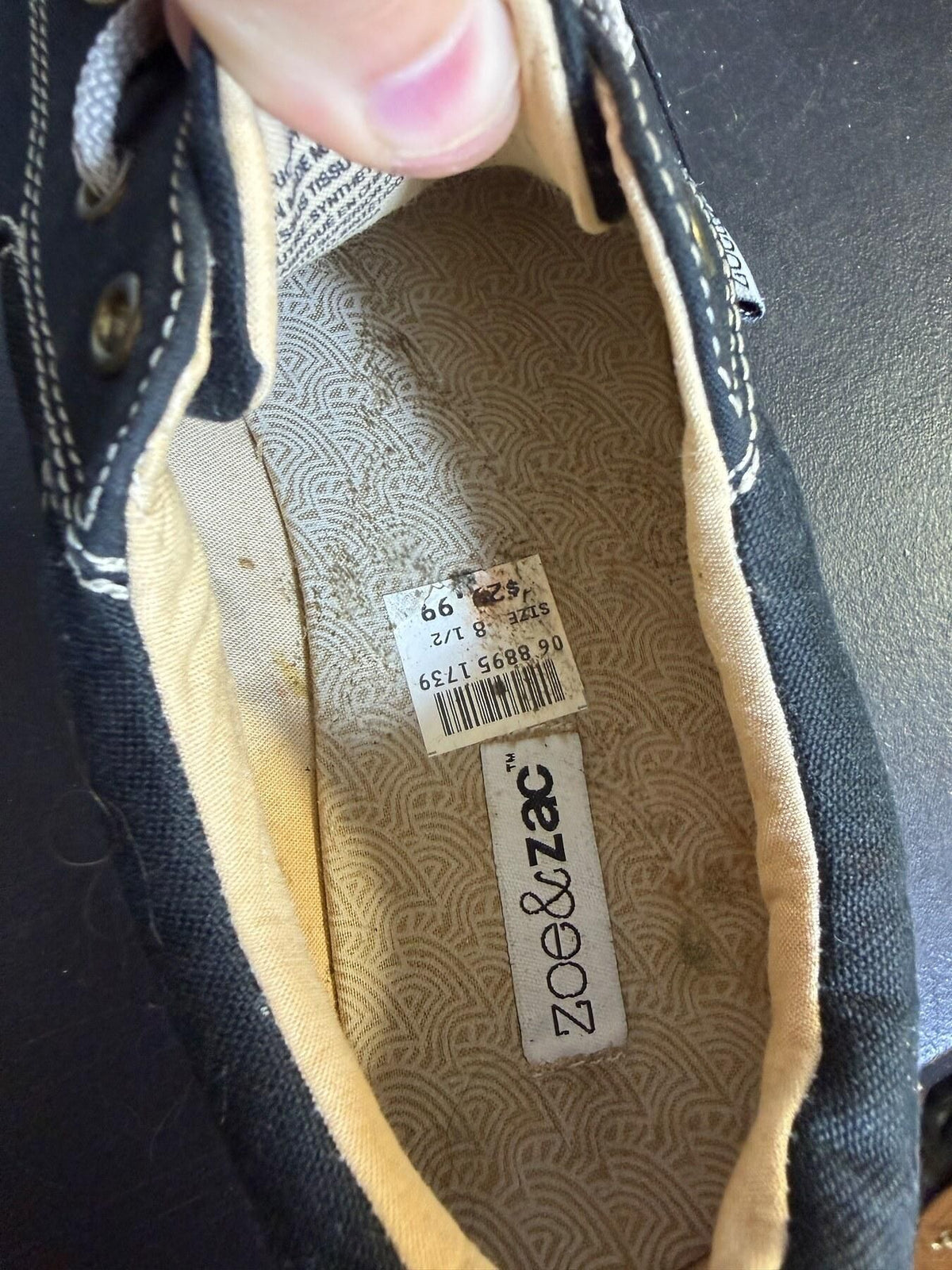 Zoe & Zac Black Canvas Lace-Up Sneakers Women's Size 8.5 - Wormhole Thrift