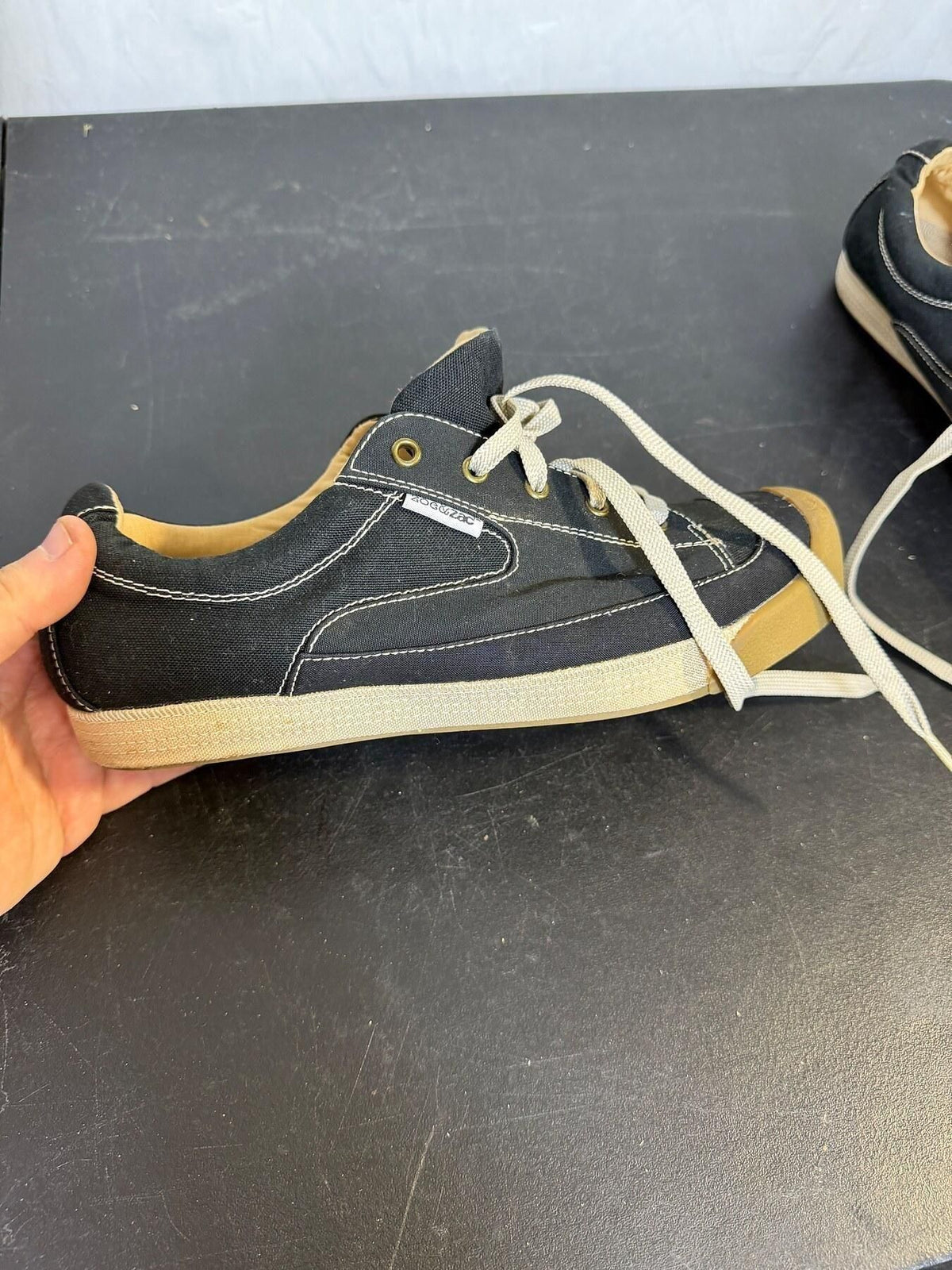 Zoe & Zac Black Canvas Lace-Up Sneakers Women's Size 8.5 - Wormhole Thrift