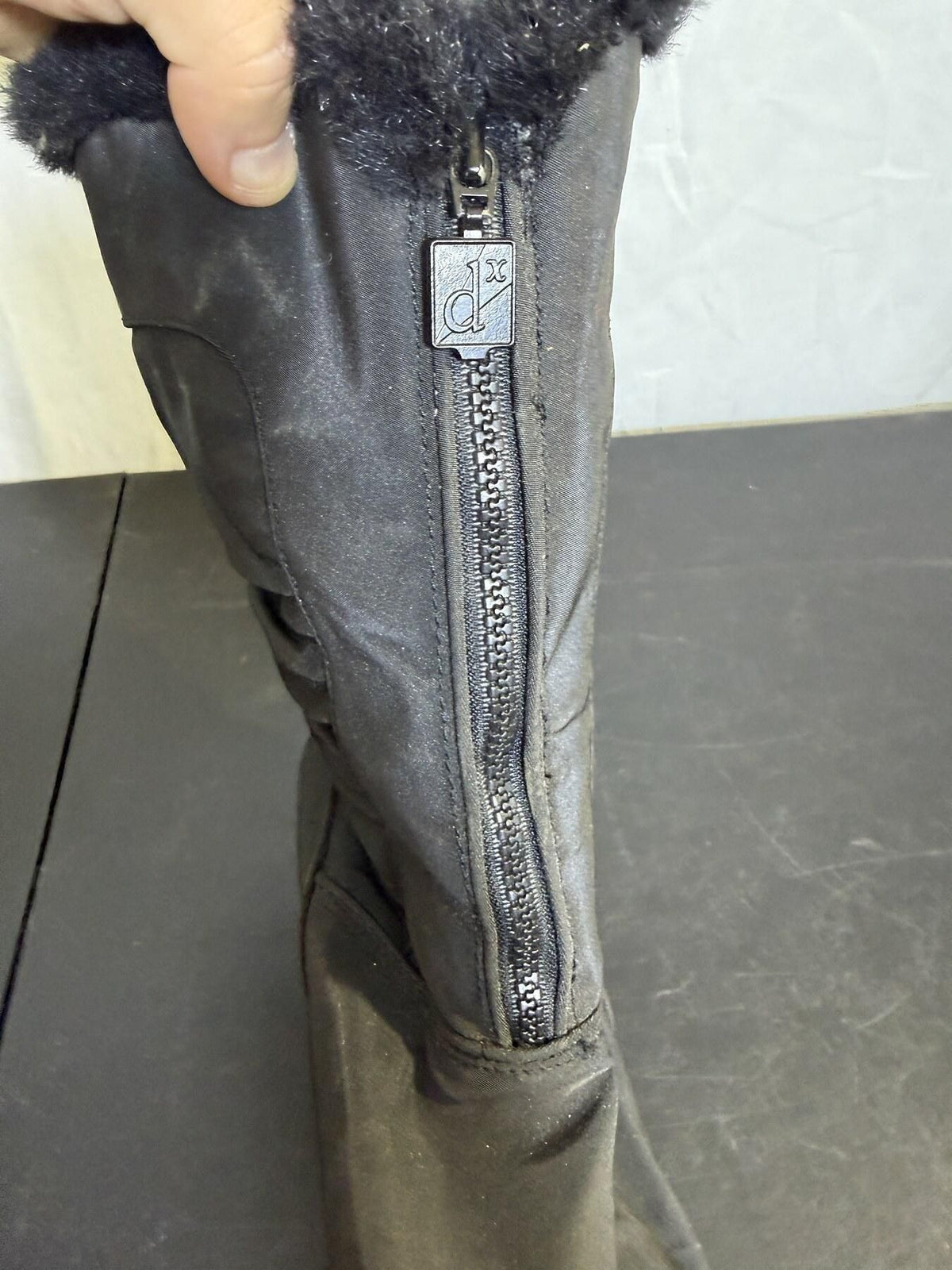 Vintage Danex Black Faux Fur Lined Winter Snow Boots Women's 9M - Wormhole Thrift