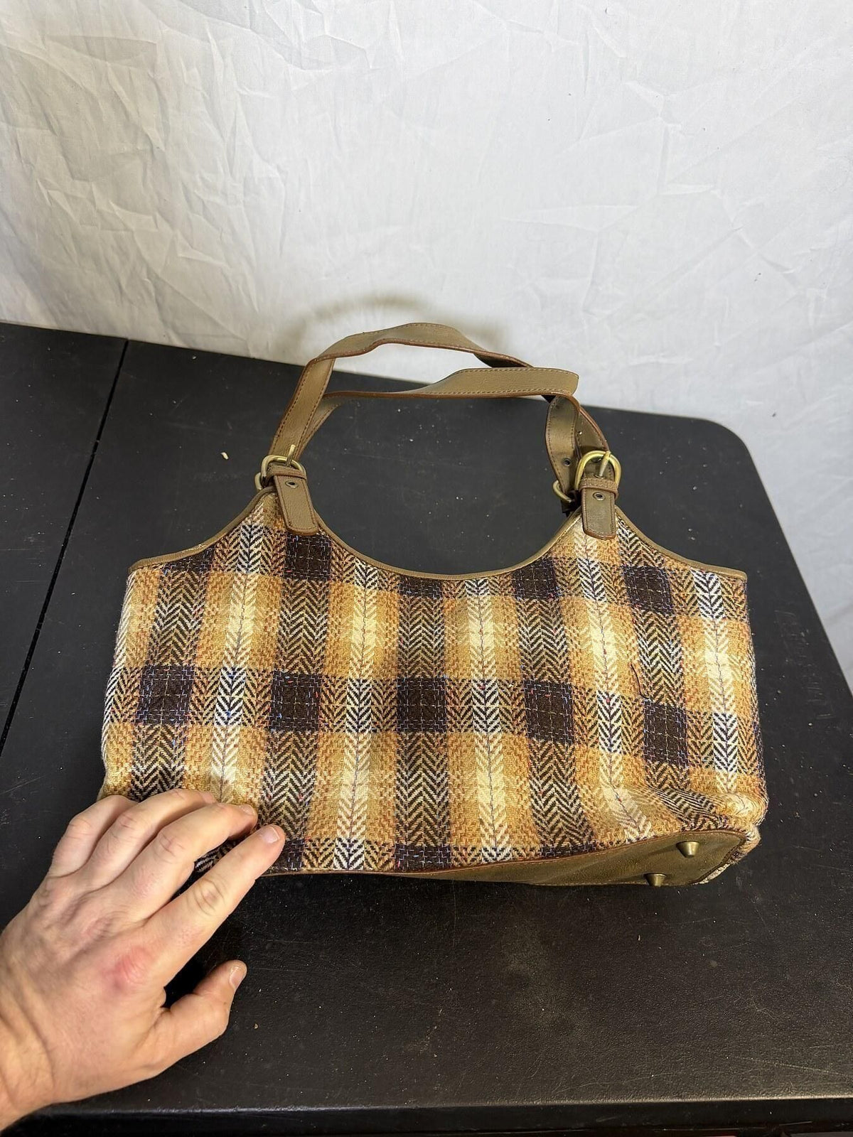 Vintage BUENO Patchwork Fabric & Faux Leather Shoulder Bag Purse - Wormhole Thrift