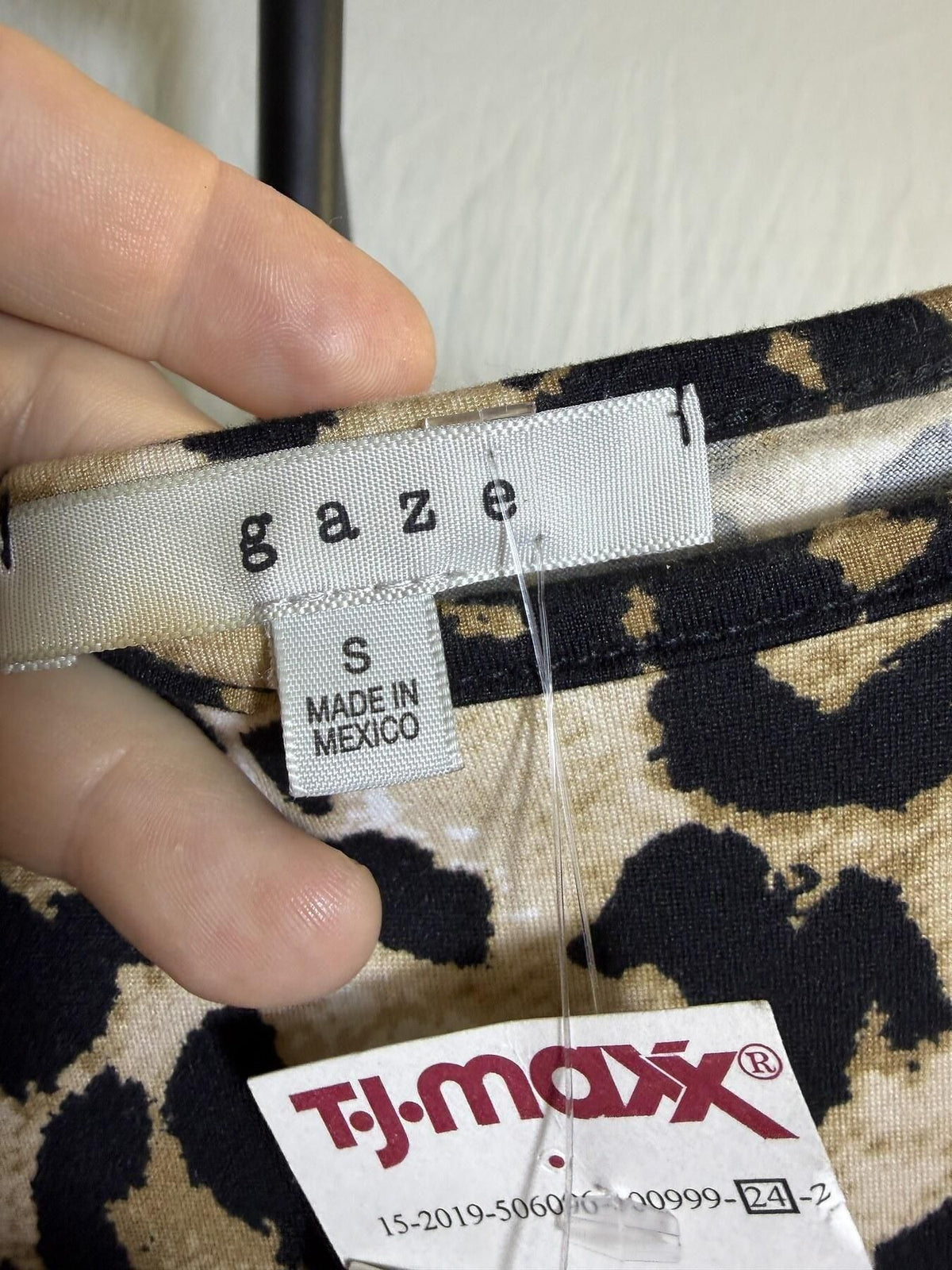 New With Tags Gaze Women's Small Leopard Print Long Sleeve Top - Wormhole Thrift