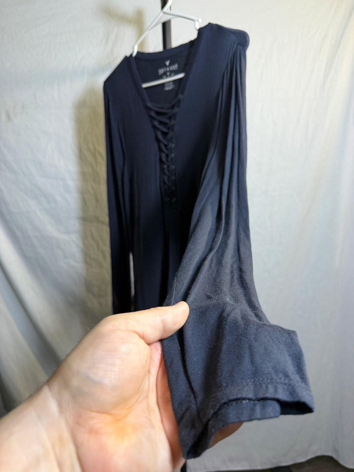 American Eagle Soft & Sexy Lace-Up V-Neck Long Sleeve Top Women's S - Wormhole Thrift