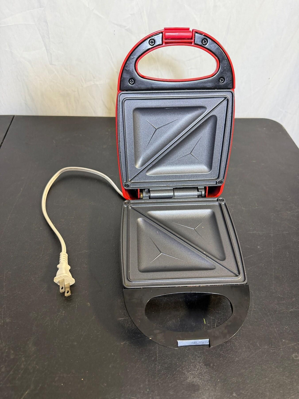 MyMini by Nostalgia Products Red Sandwich Maker MSNDW5RD - Wormhole Thrift