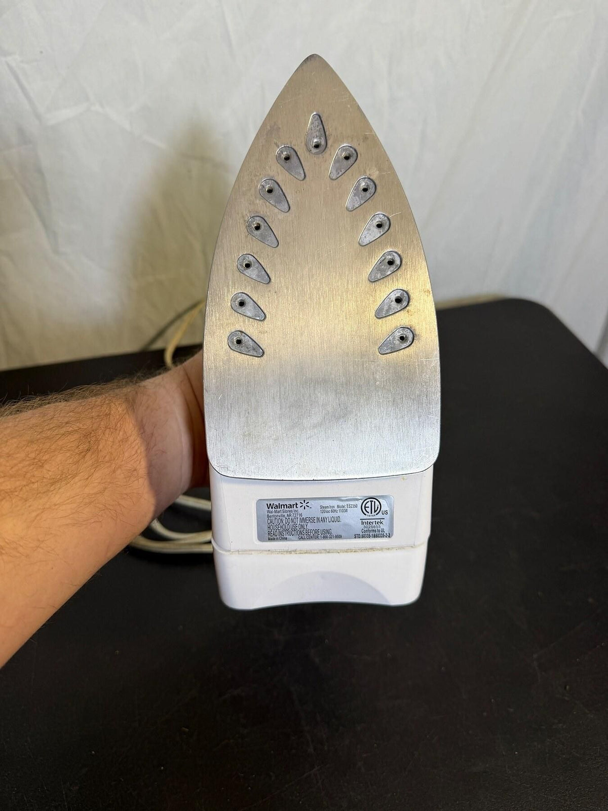 Walmart ES2350 Steam Iron - White & Orange Home Appliance - Wormhole Thrift