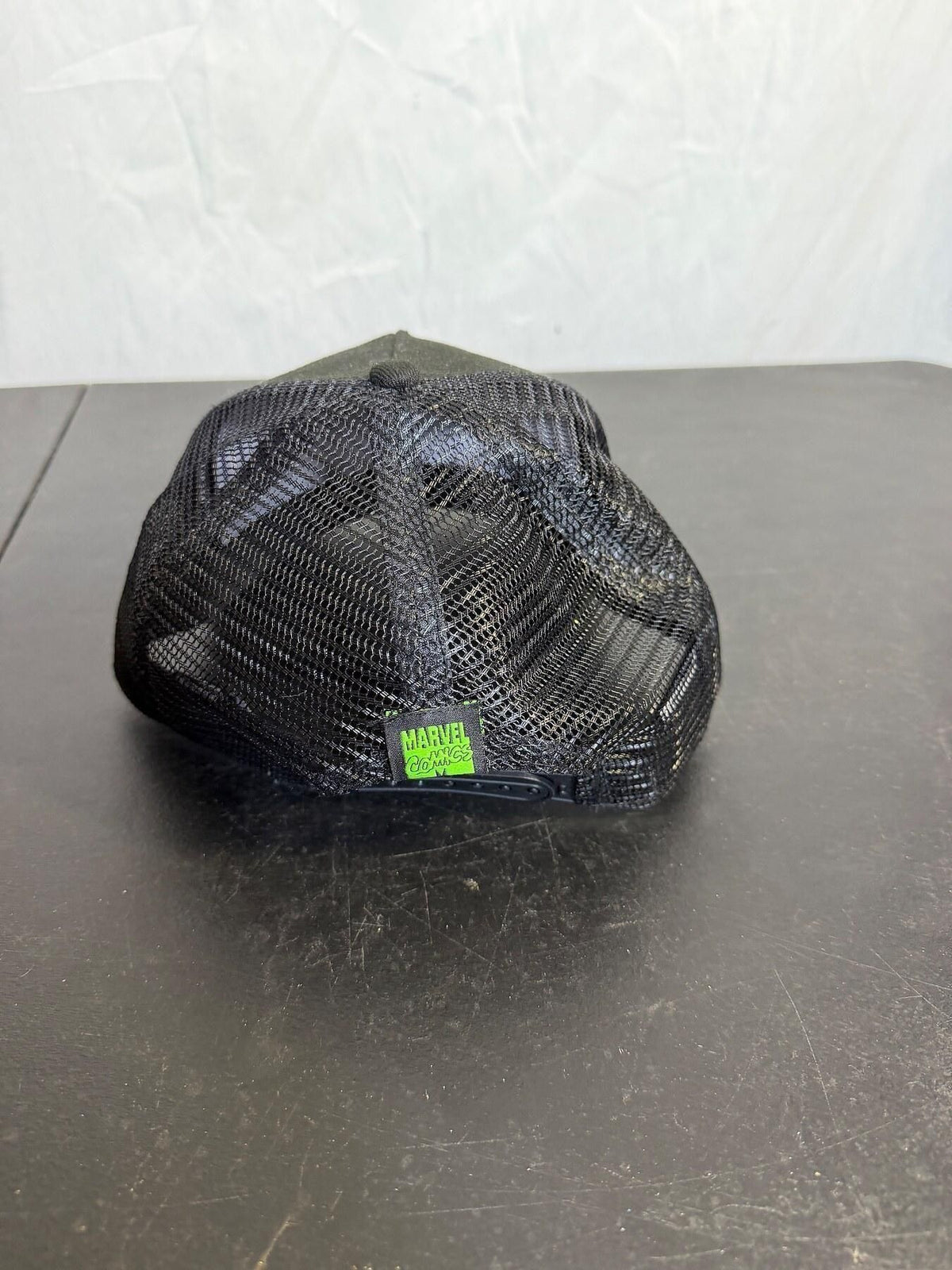 Marvel The Incredible Hulk "SMASH" Black Trucker Hat Lids Exclusive - Wormhole Thrift