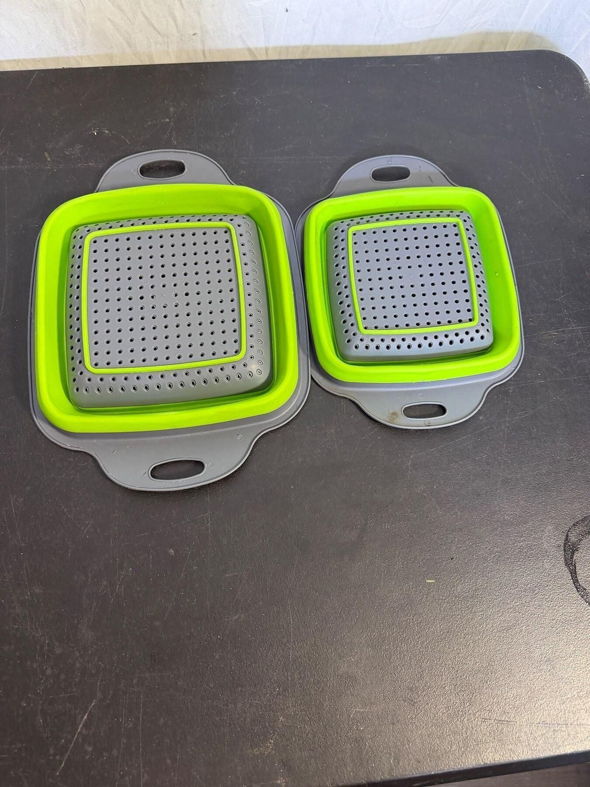 Set of 2 Collapsible Silicone Colanders - Gray & Lime Green - Wormhole Thrift