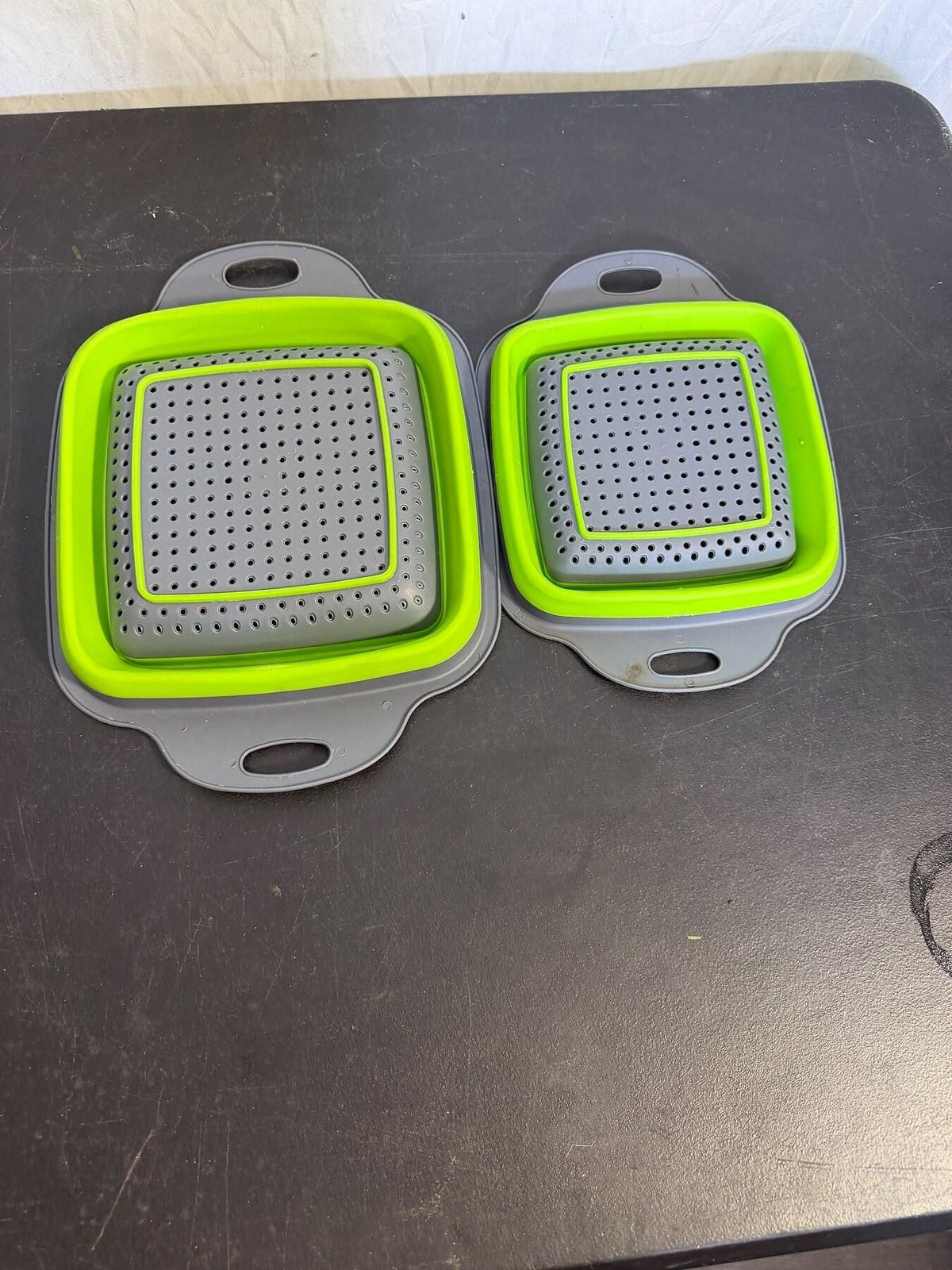 Set of 2 Collapsible Silicone Colanders - Gray & Lime Green - Wormhole Thrift