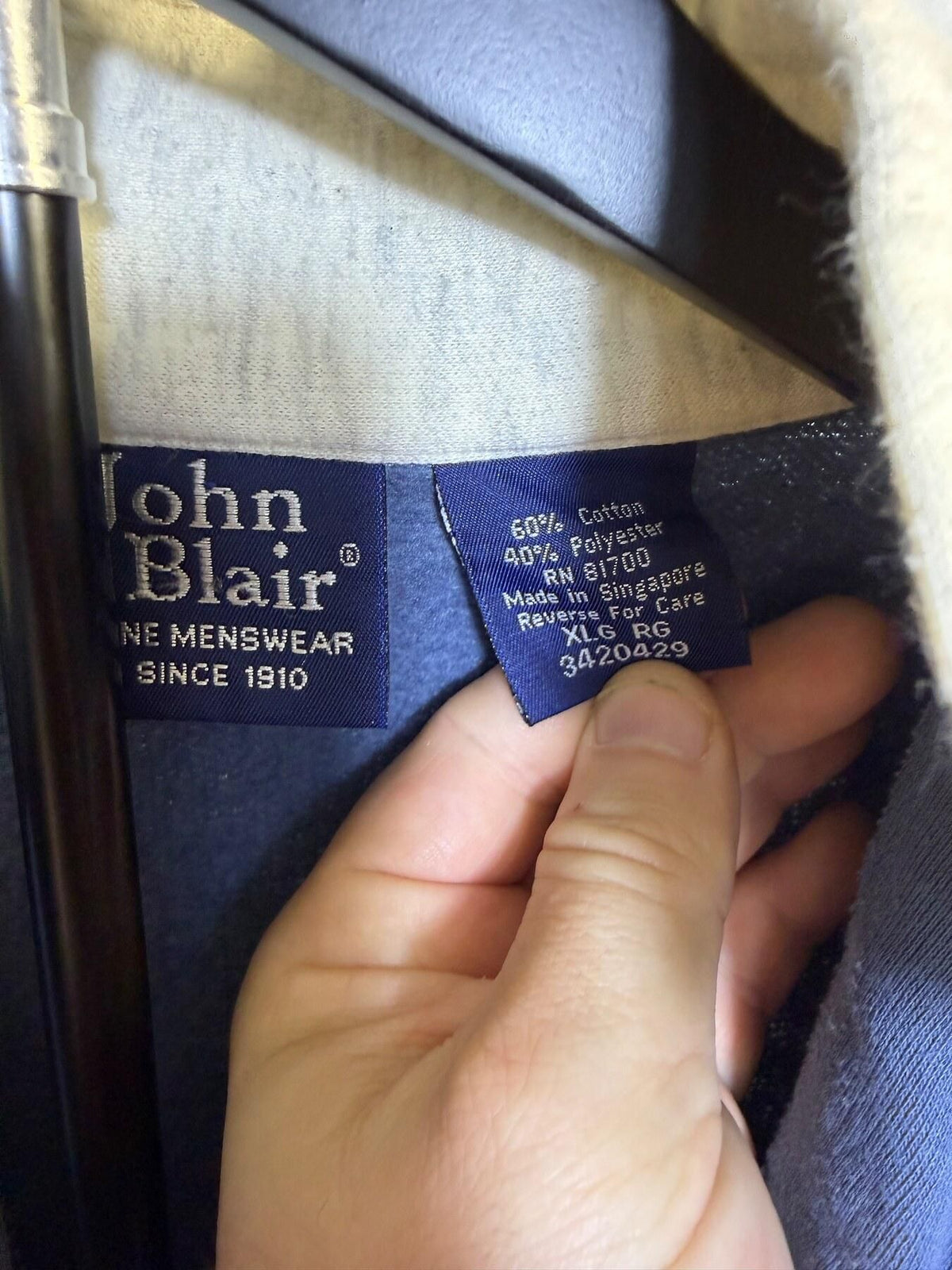 Vintage John Blair Men's XLG Blue Quarter-Zip Pullover Sweatshirt - Wormhole Thrift