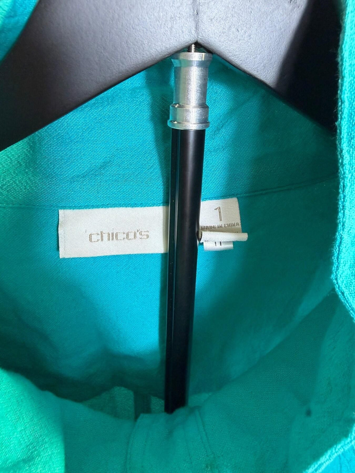 Chico's Turquoise Blue Short Sleeve Button Up Shirt Blouse Size 1 (M) - Wormhole Thrift
