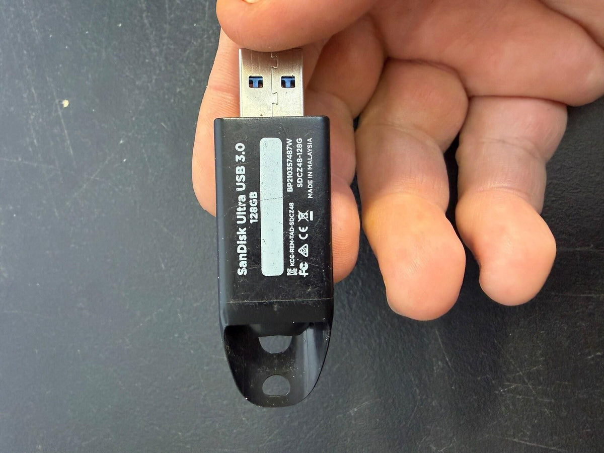 SanDisk Ultra USB 3.0 Flash Drive 128GB - SDCZ48-128G - Wormhole Thrift
