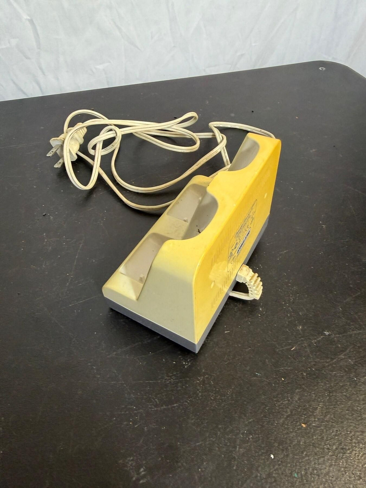 Vintage Nyko ITEM2000 Dual Charge Station Controller Charger - Wormhole Thrift