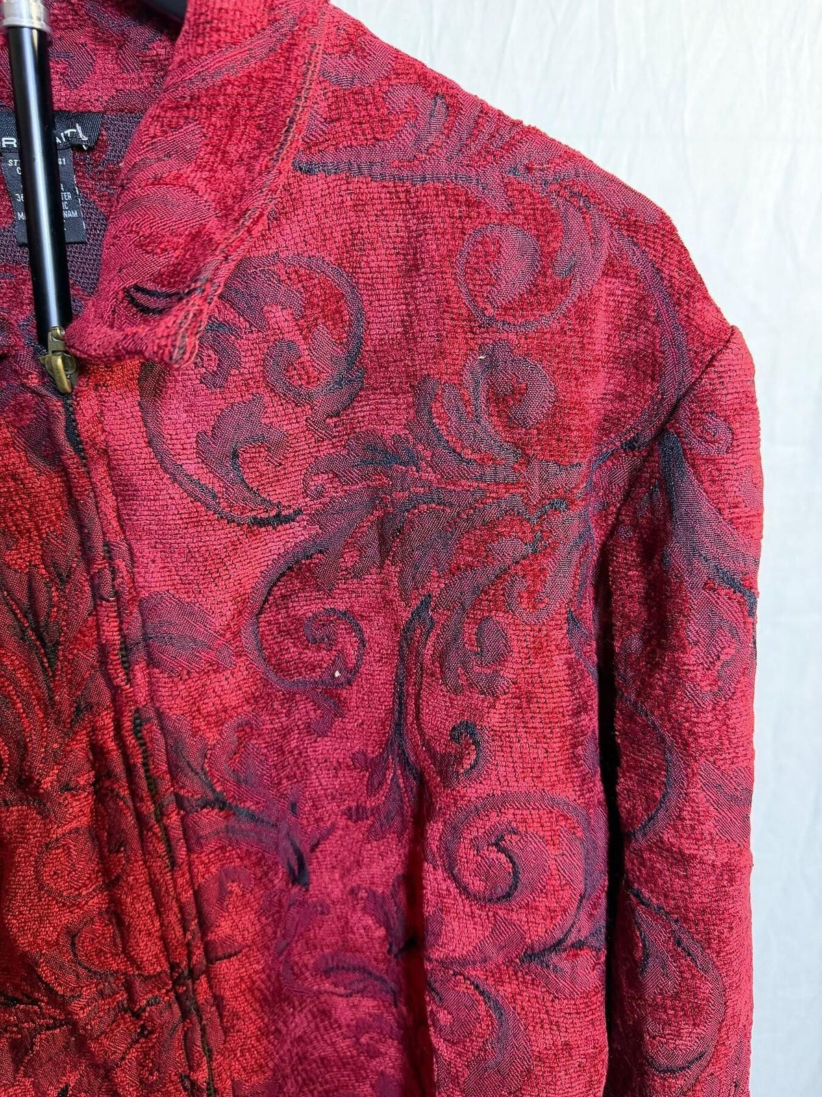 Vintage Portrait Red Tapestry Floral Full Zip Jacket Blazer Large - Wormhole Thrift