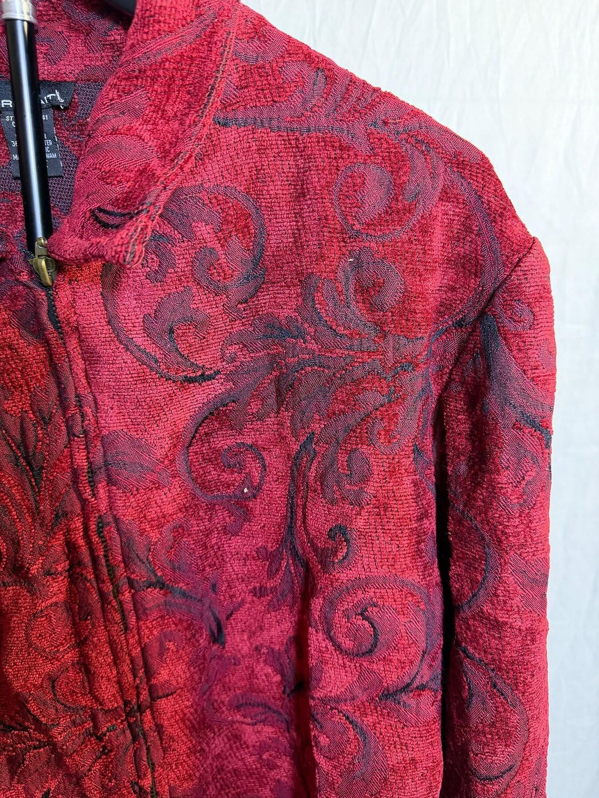 Vintage Portrait Red Tapestry Floral Full Zip Jacket Blazer Large - Wormhole Thrift