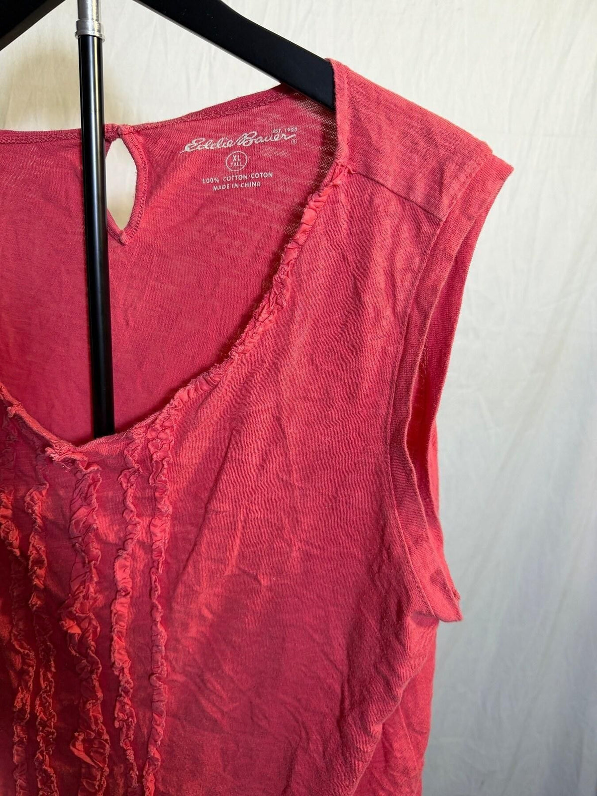 Eddie Bauer Women's XL Tall Ruffled V-Neck Sleeveless Cotton Top Pink - Wormhole Thrift