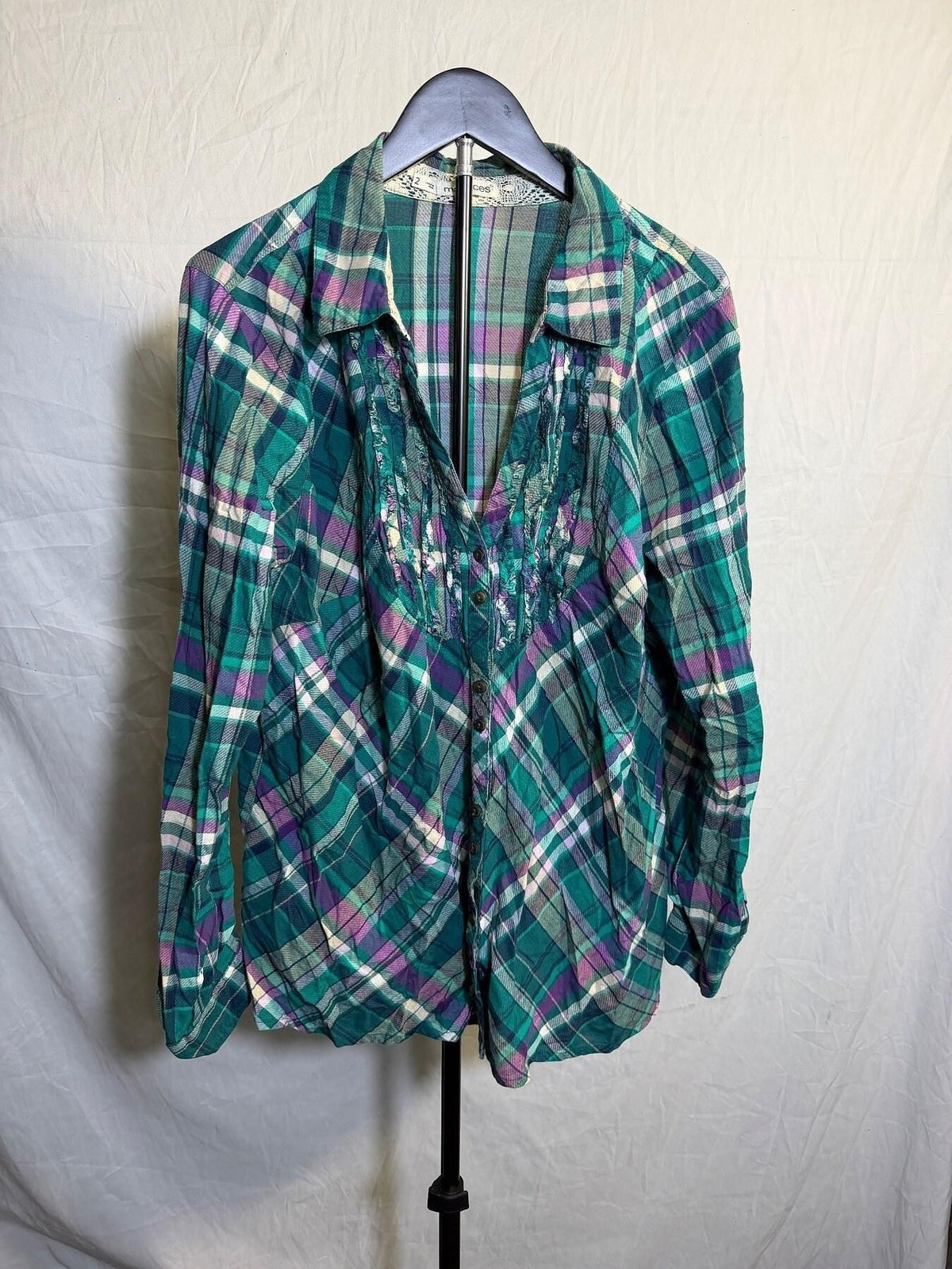 Maurices Women's Green Purple Plaid Ruffle Front Button Down Shirt - Wormhole Thrift