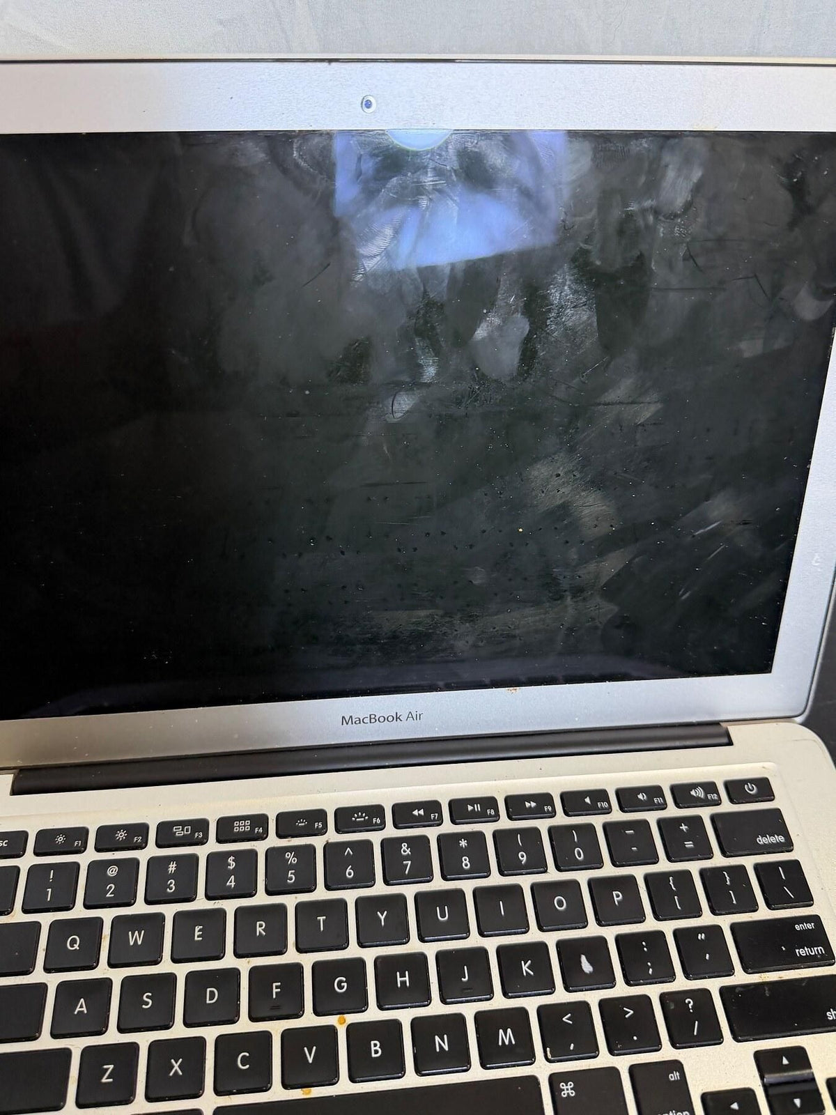 Apple MacBook Air A1466 Laptop (2012) - Untested - Wormhole Thrift