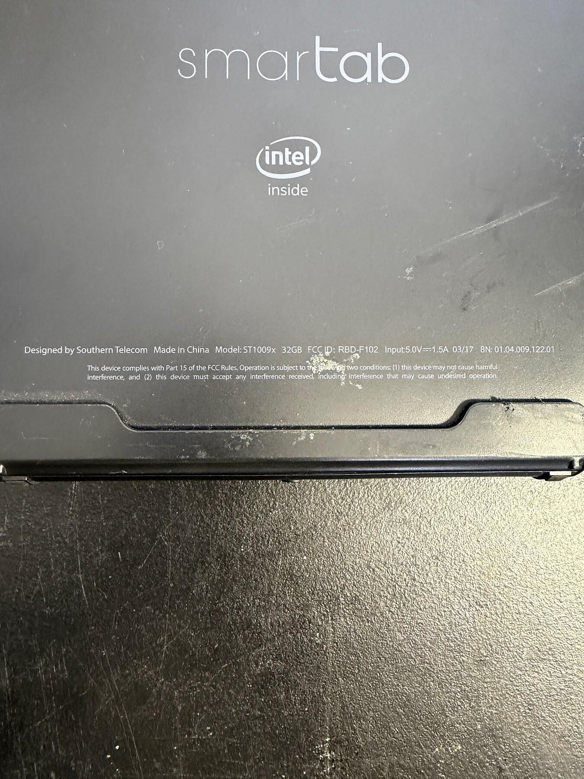 Smartab ST1009x 2-in-1 Tablet Netbook w/ Keyboard - Cracked Screen - Wormhole Thrift