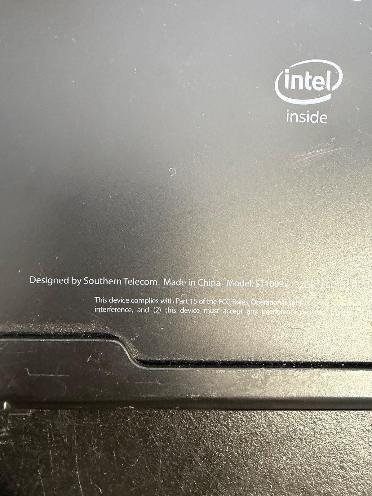 Smartab ST1009x 2-in-1 Tablet Netbook w/ Keyboard - Cracked Screen - Wormhole Thrift