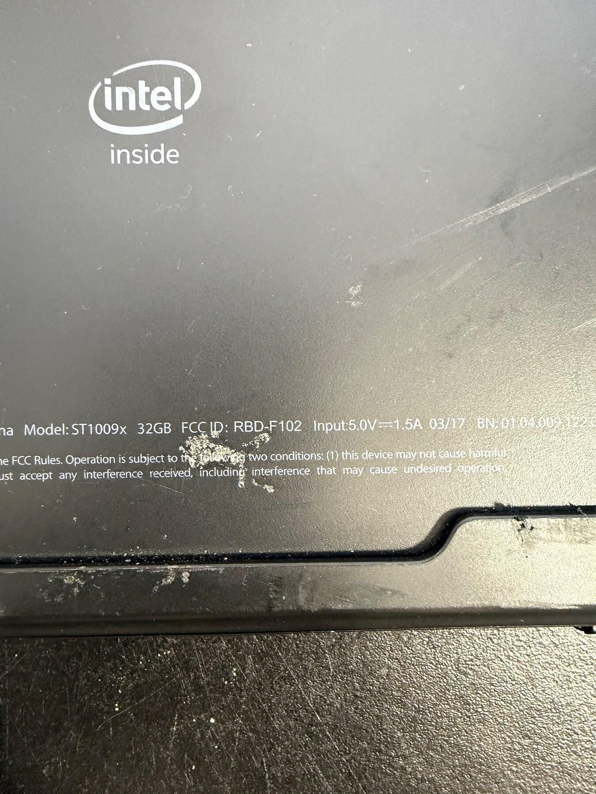 Smartab ST1009x 2-in-1 Tablet Netbook w/ Keyboard - Cracked Screen - Wormhole Thrift