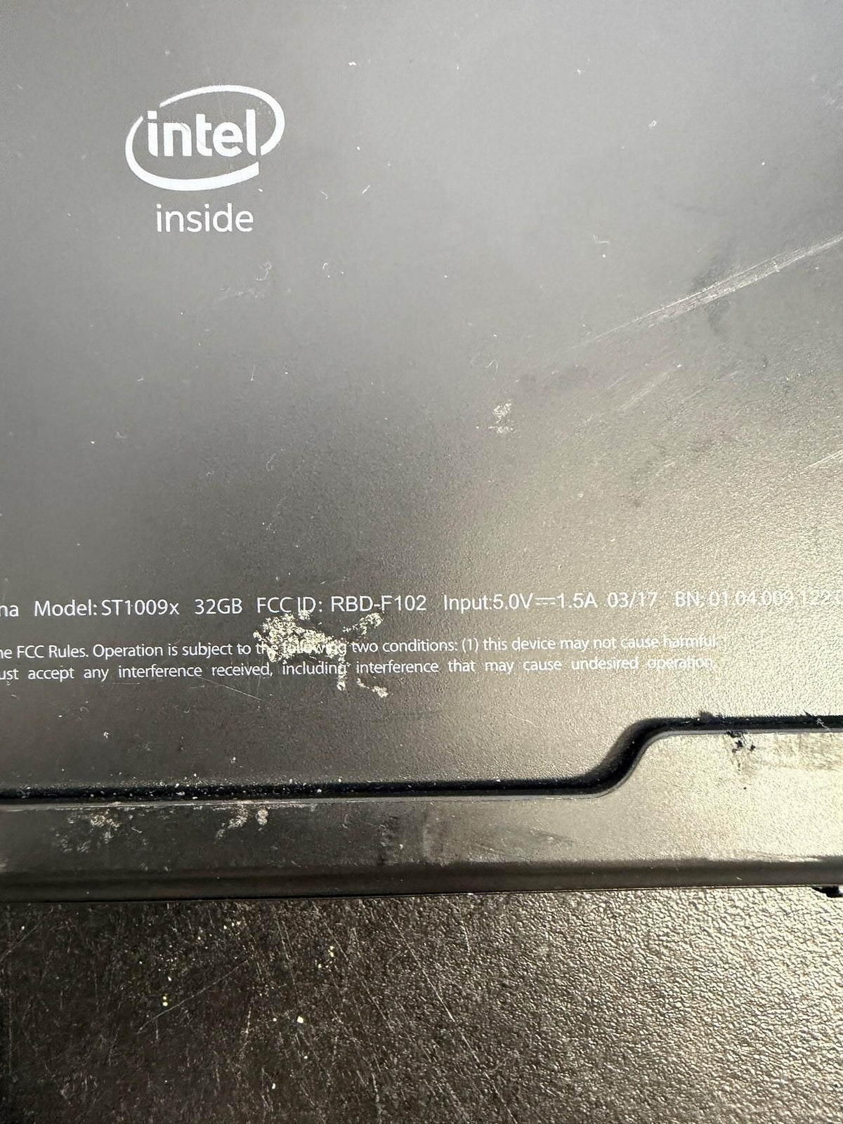Smartab ST1009x 2-in-1 Tablet Netbook w/ Keyboard - Cracked Screen - Wormhole Thrift