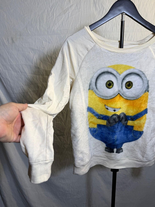 Minions Illumination Cream Fuzzy Graphic Sweatshirt XL - Wormhole Thrift