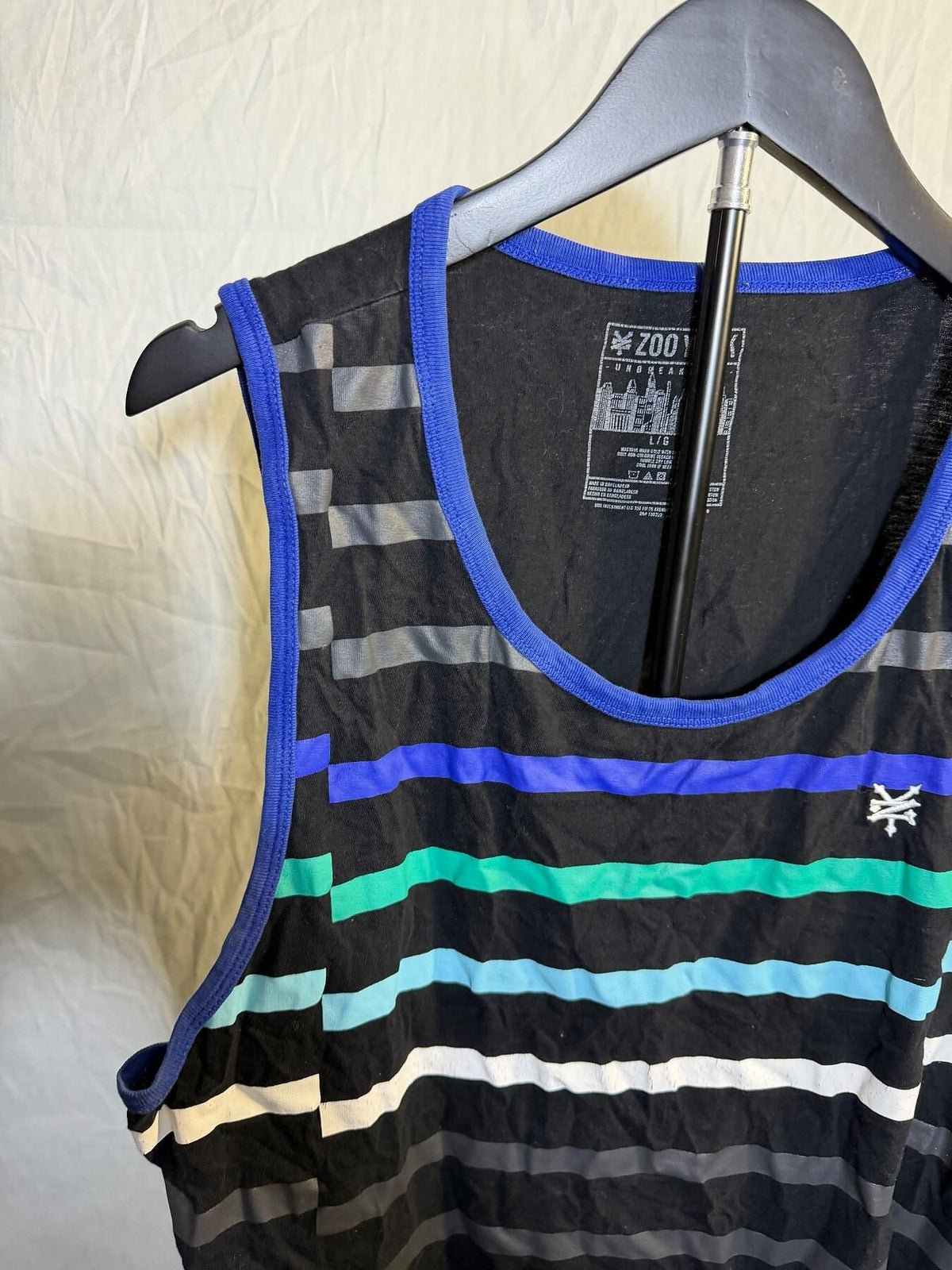 ZOO YORK Men's Large Striped Tank Top Sleeveless Shirt Black Blue Green - Wormhole Thrift