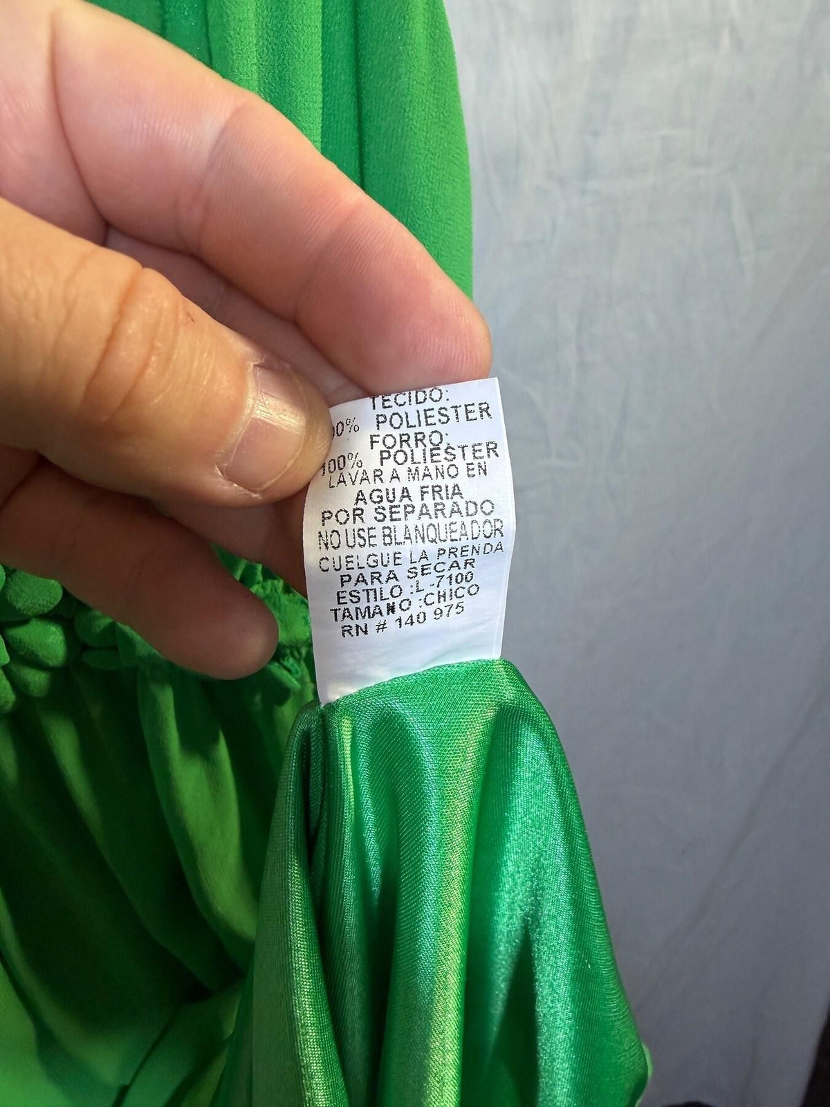 Verty Women's Small Green Halter V-Neck Empire Waist Dress - Wormhole Thrift