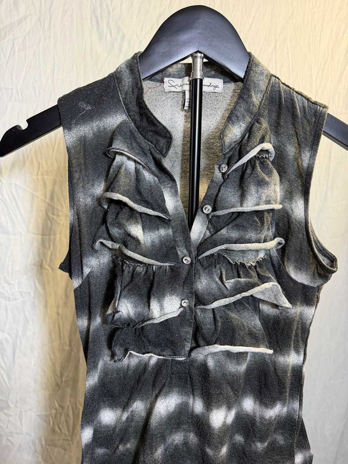 French Laundry Women's M Ruffled Tie-Dye Sleeveless Blouse Top - Wormhole Thrift