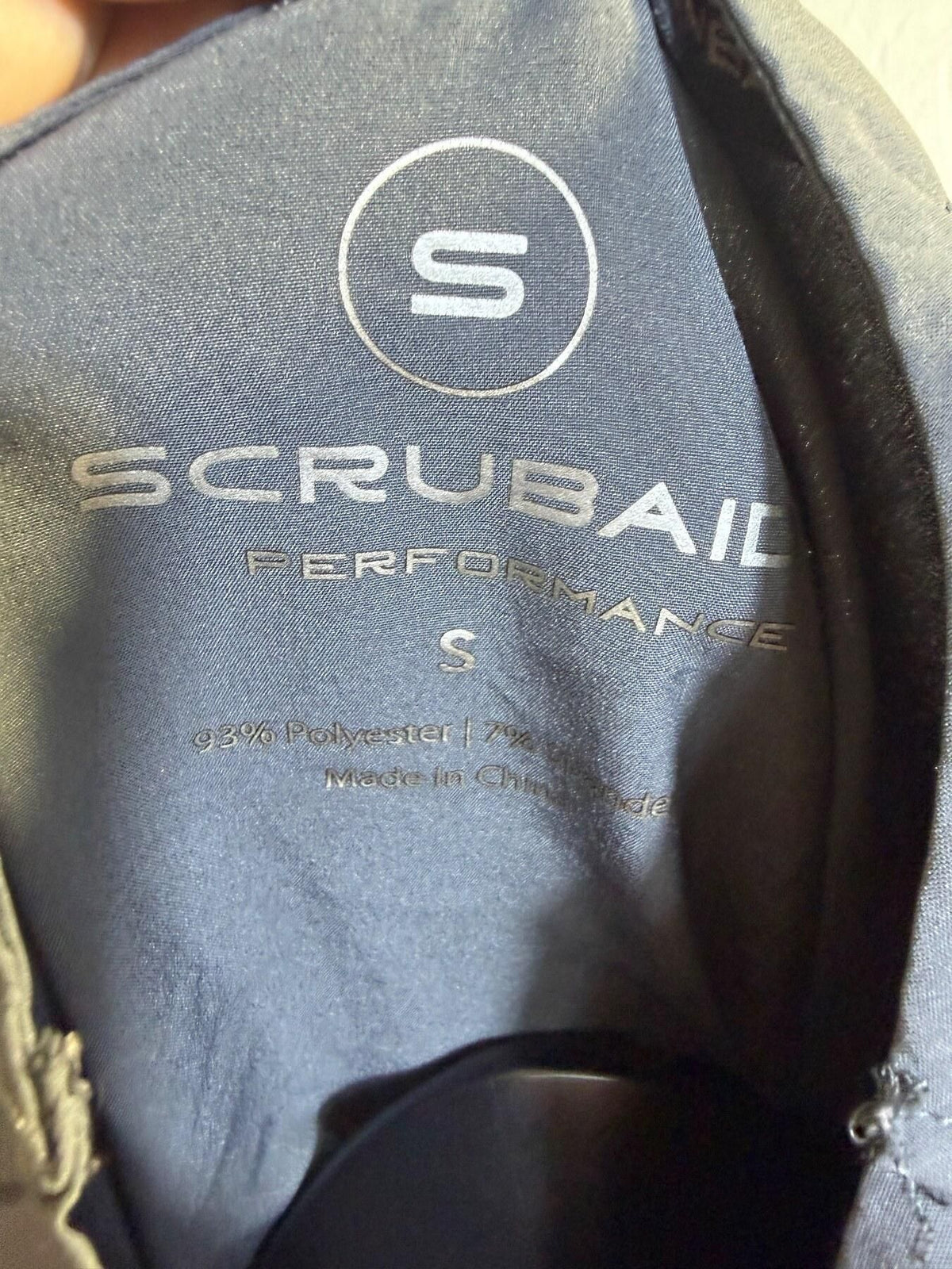SCRUBAID Performance V-Neck Scrub Top Women's Size S Gray - Wormhole Thrift
