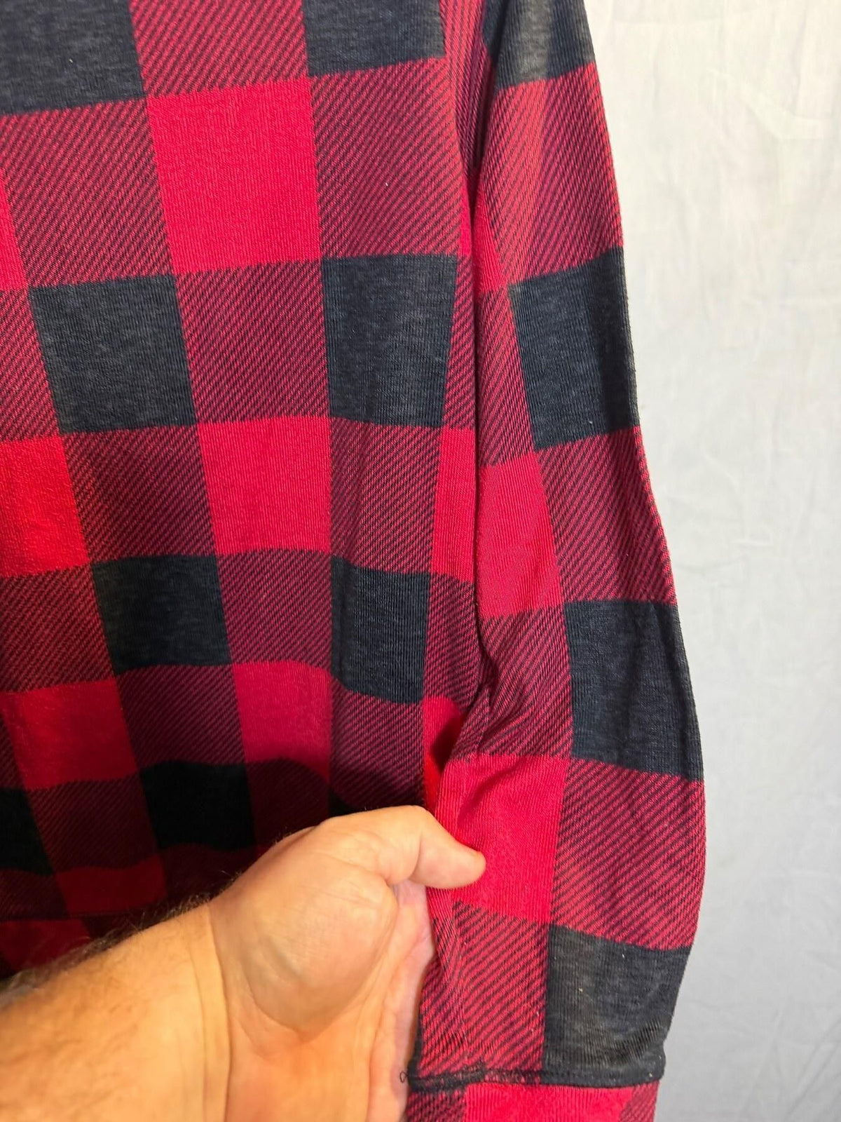 Secret Treasures Women's Red Black Buffalo Plaid Long Sleeve Top M (8-10) - Wormhole Thrift