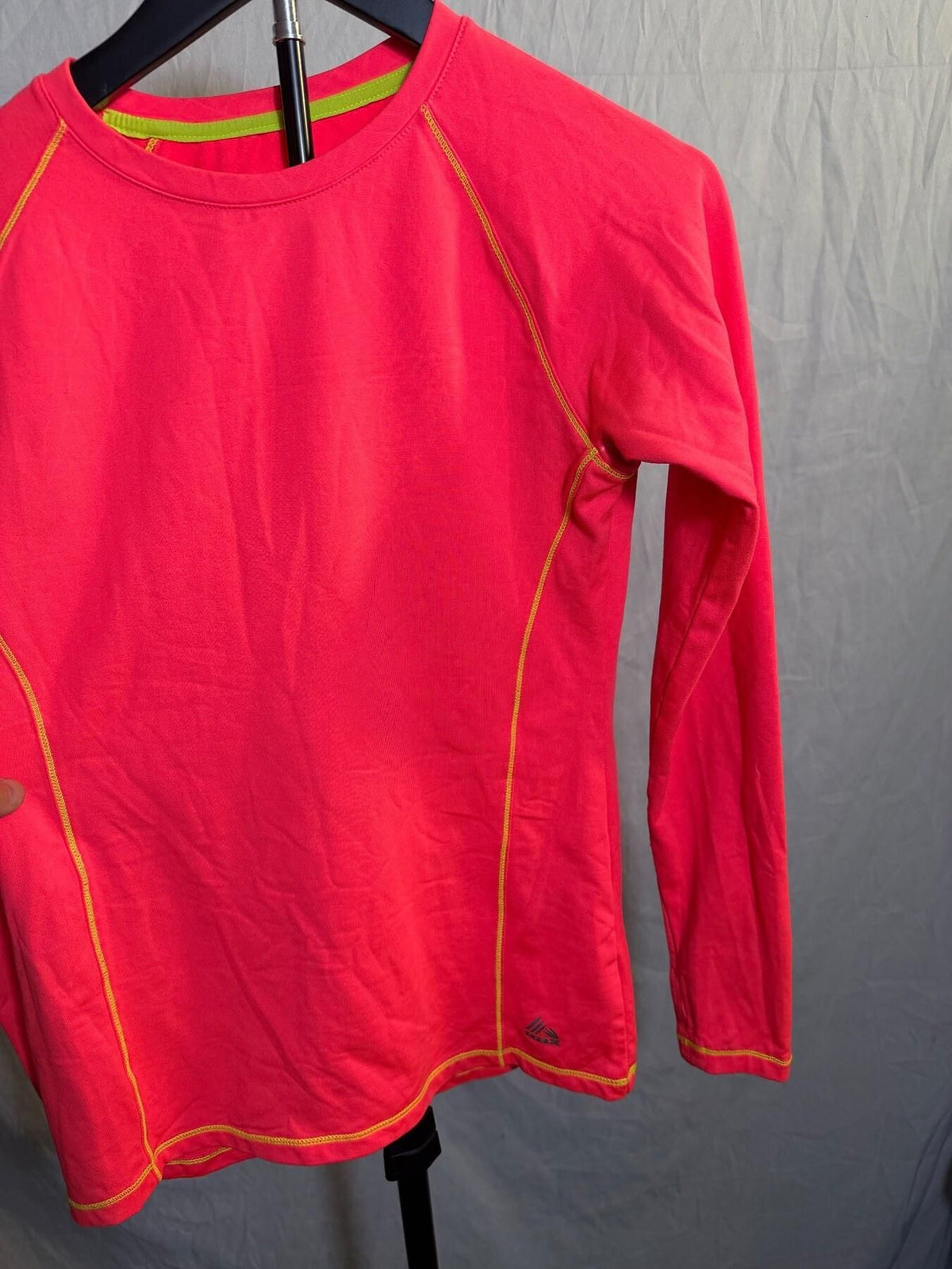 RBX Performance Long Sleeve Athletic Top Women's Small Neon Pink - Wormhole Thrift