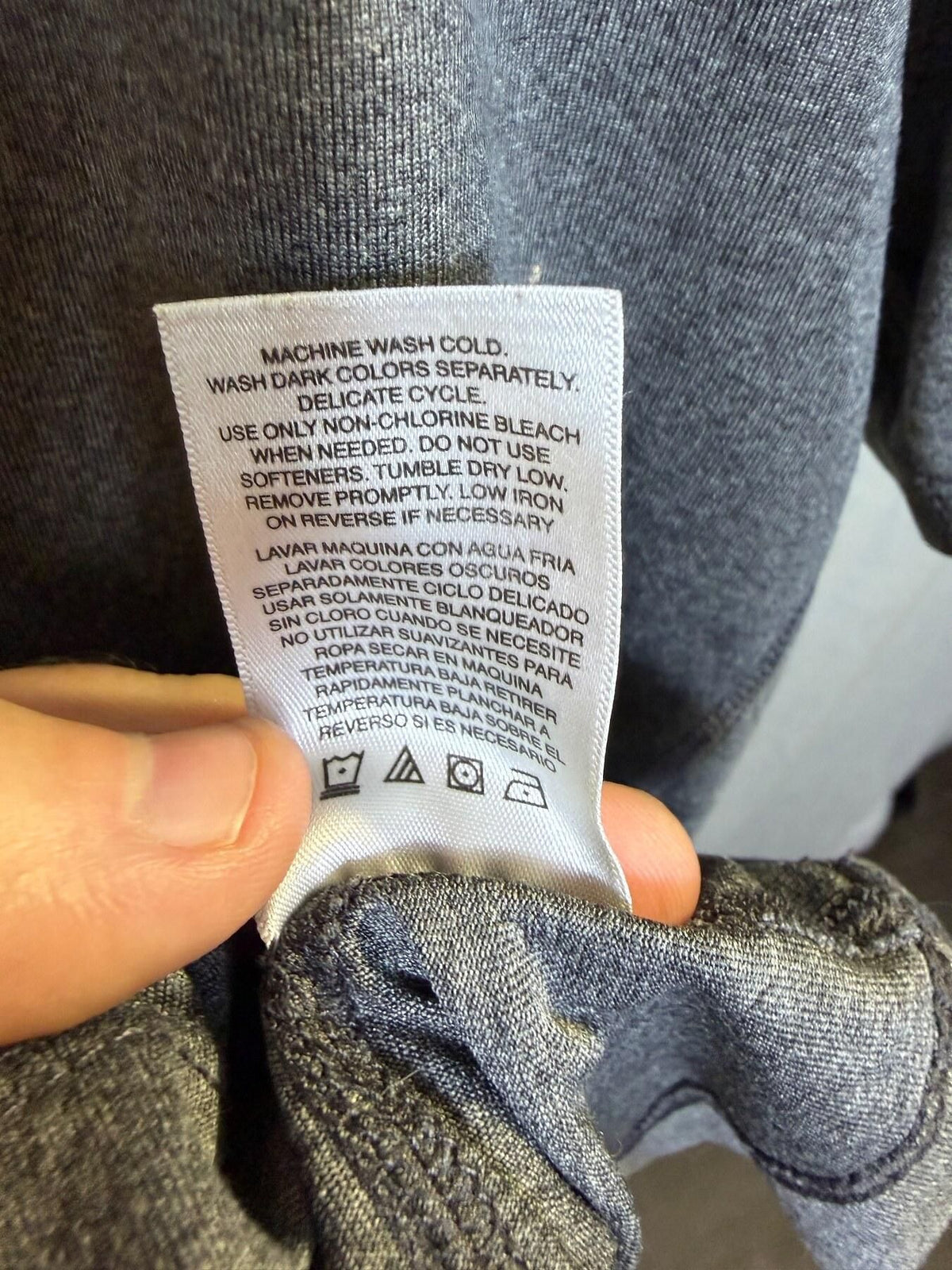 UPRO Men's Large Grey Performance Athletic T-Shirt - Wormhole Thrift