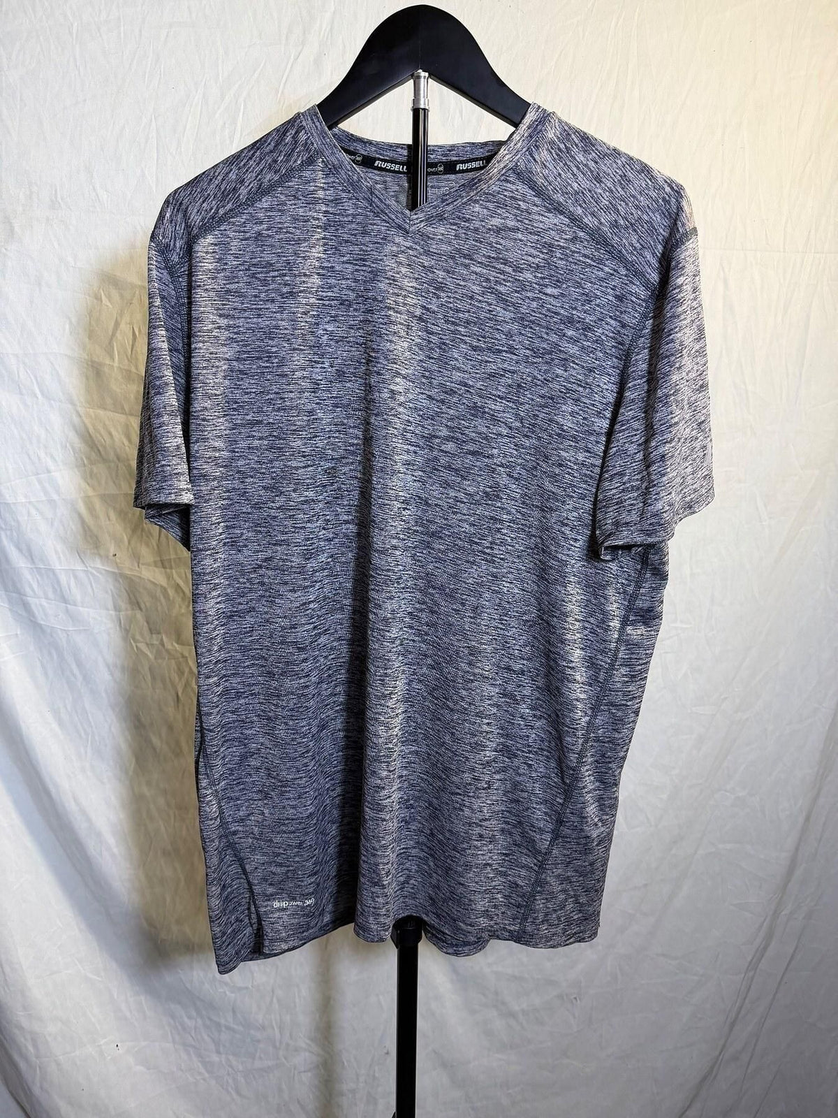 Russell Men's L Dri-Power 360 V-Neck Training Shirt Heather Gray - Wormhole Thrift