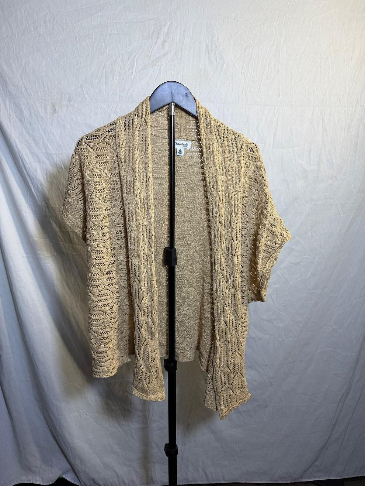 Vintage St. John's Bay Beige Open Knit Short Sleeve Cardigan Shrug XL - Wormhole Thrift