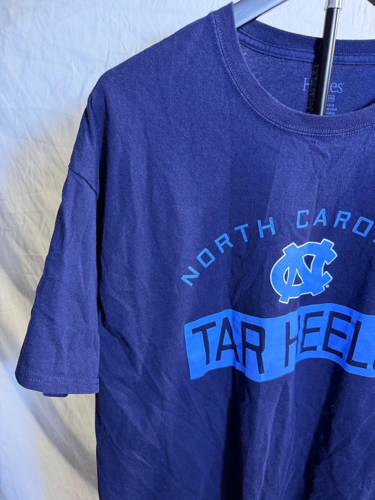 Hanes North Carolina Tar Heels Navy Blue T-Shirt Men's XL - Wormhole Thrift