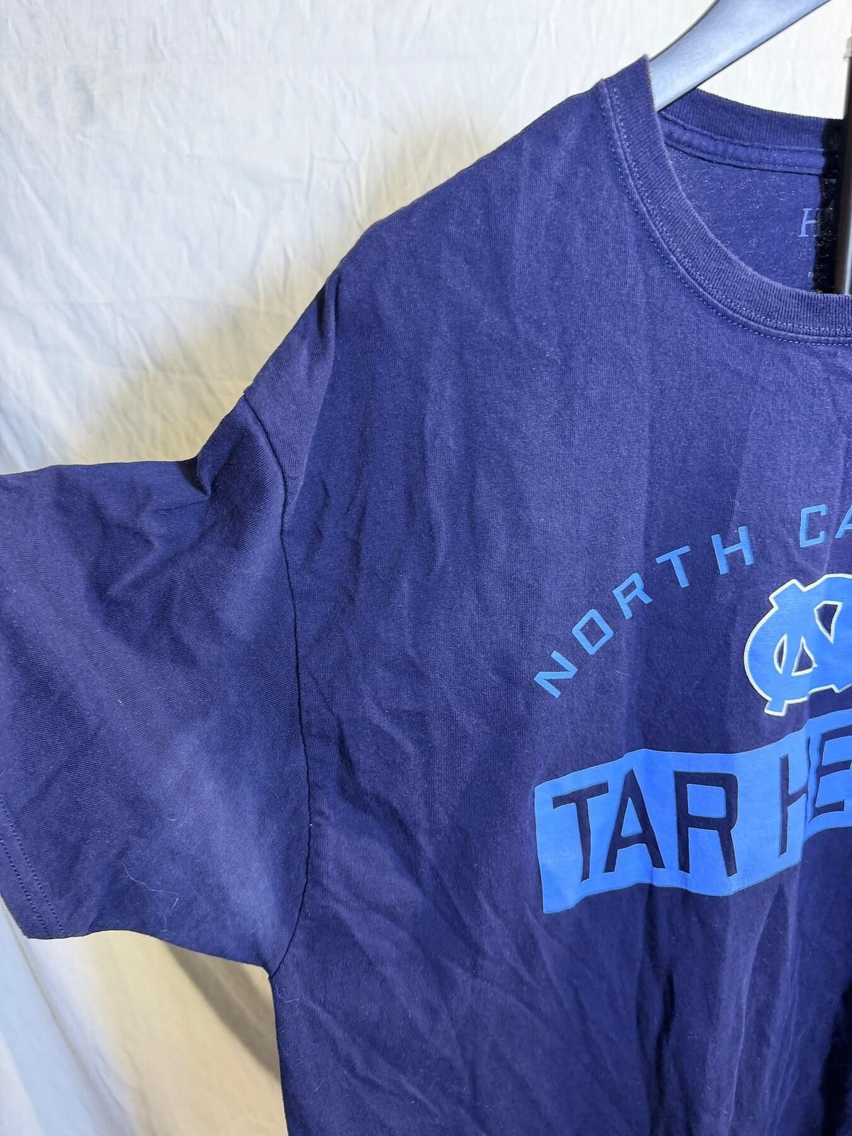 Hanes North Carolina Tar Heels Navy Blue T-Shirt Men's XL - Wormhole Thrift