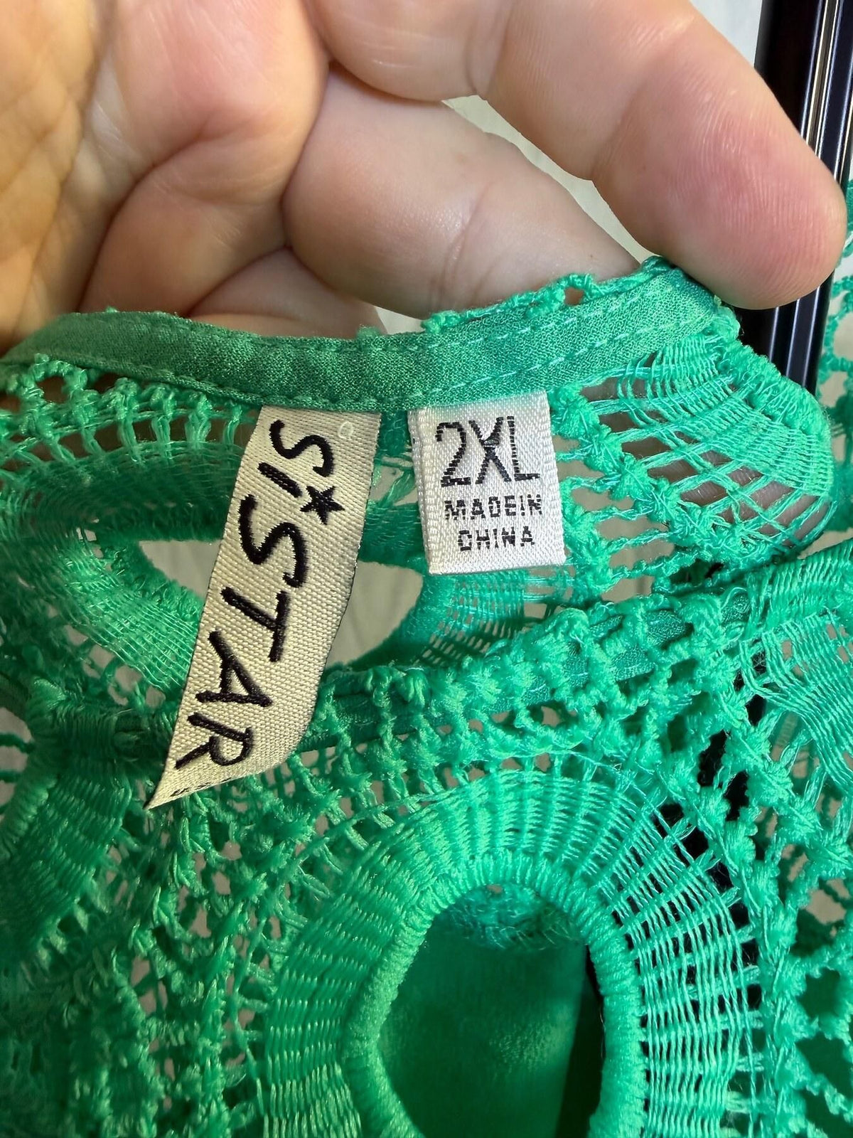 S!STAR Women's Green Crochet Yoke Blouse Top Size 2XL - Wormhole Thrift