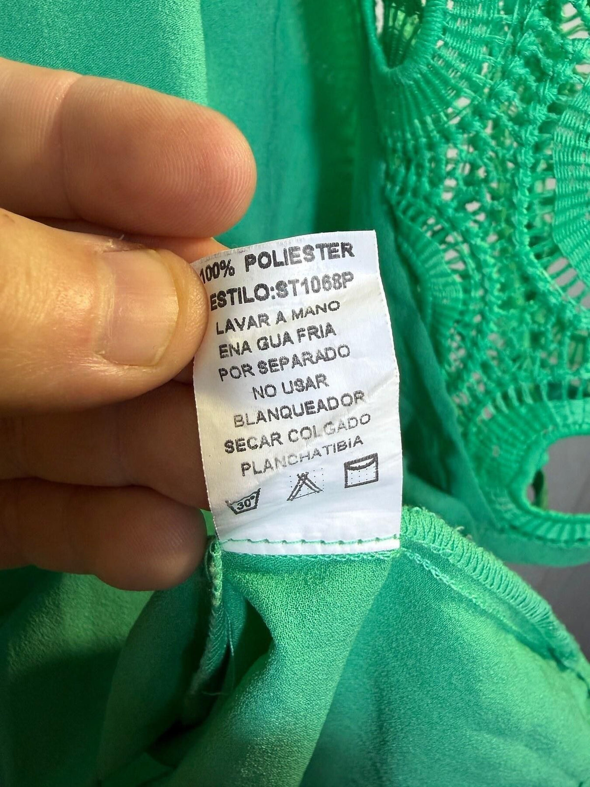 S!STAR Women's Green Crochet Yoke Blouse Top Size 2XL - Wormhole Thrift