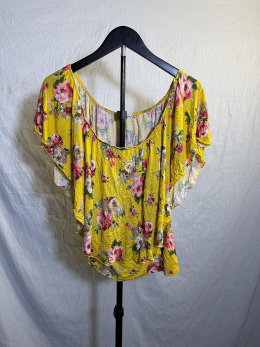 IT girl Women's Yellow Floral Off-Shoulder Flutter Sleeve Top Size L - Wormhole Thrift