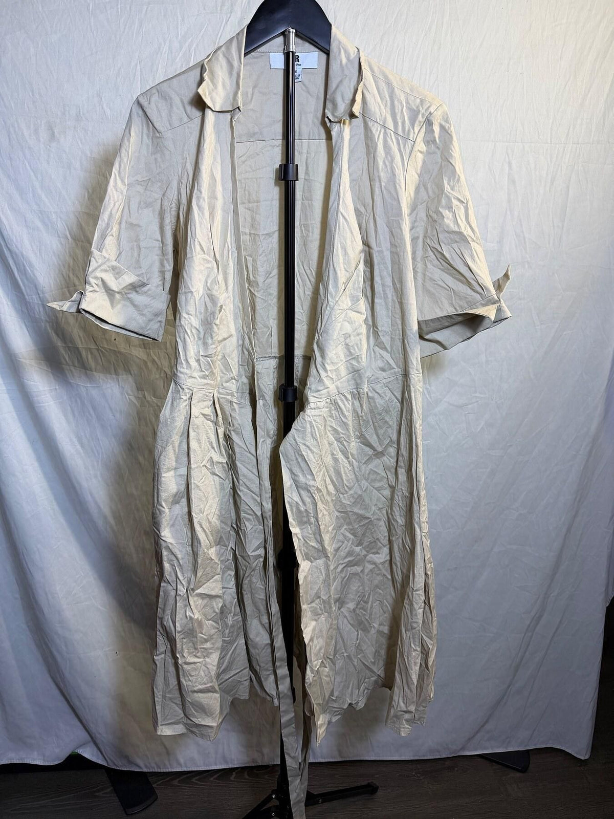 DR Collection Women's Tan Cotton Blend Collared Shirtdress Size 10 - Wormhole Thrift