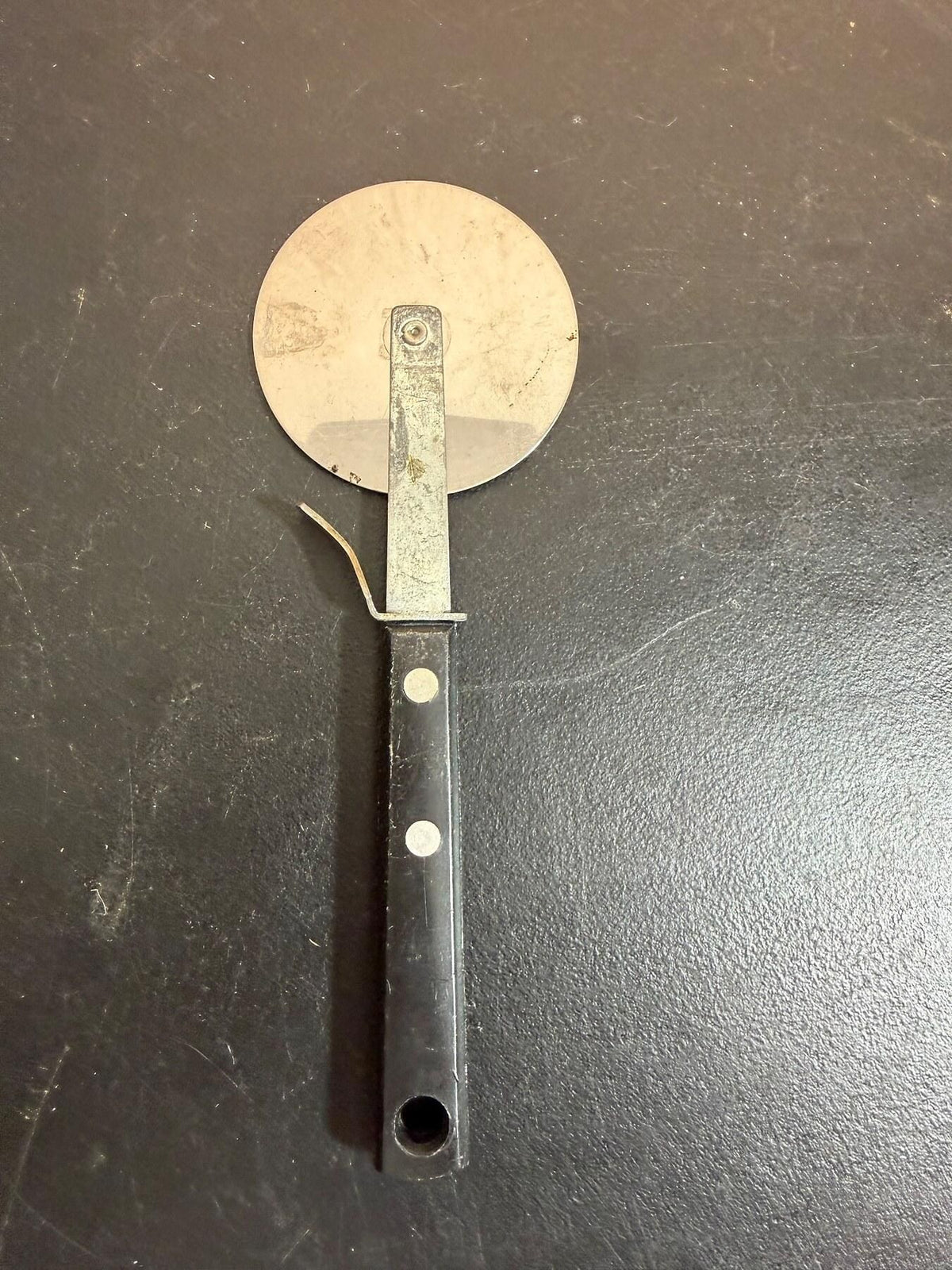 Vintage Stainless Steel Pizza Cutter British Hong Kong Black Handle Kitchen Tool - Wormhole Thrift