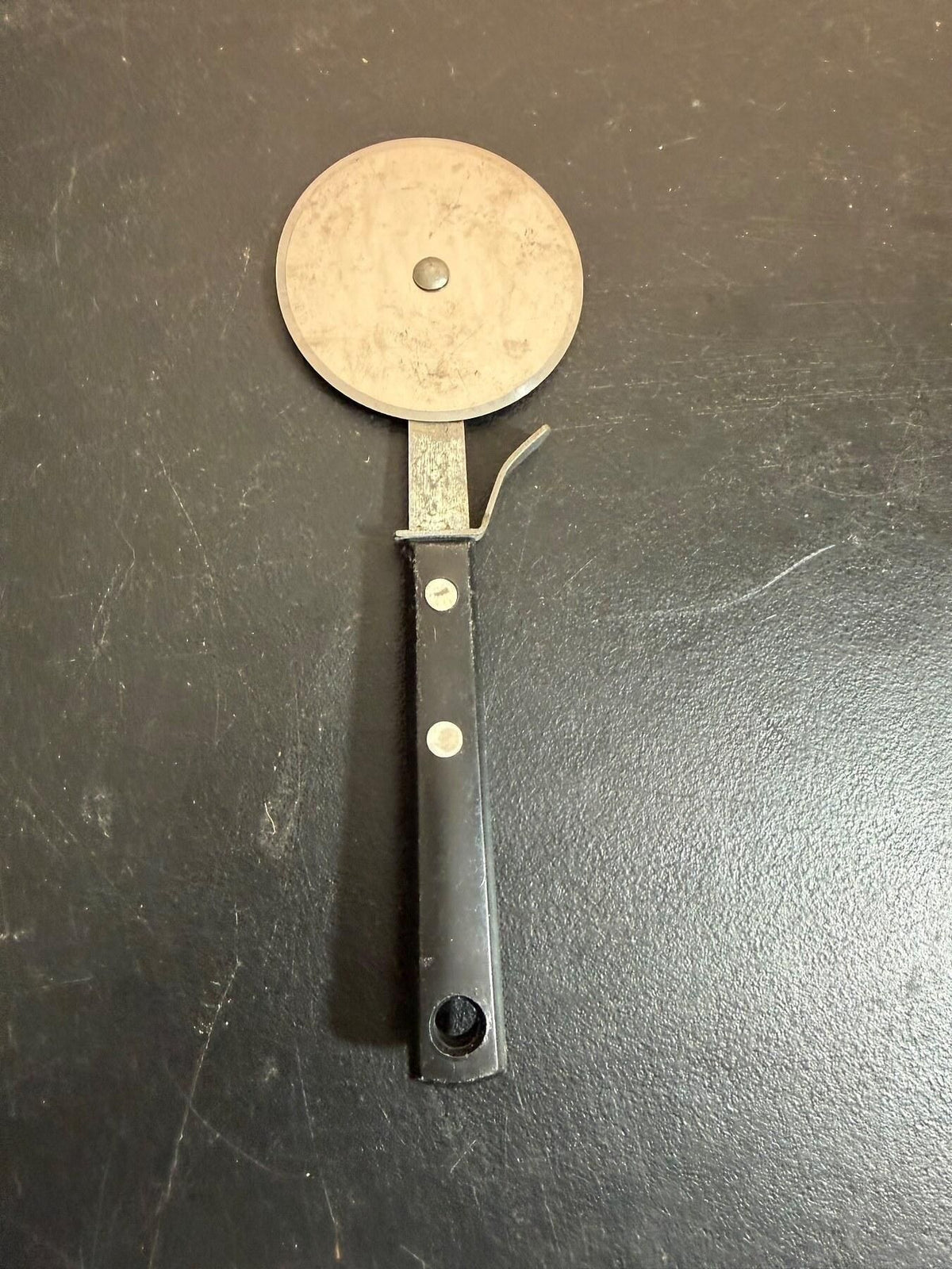 Vintage Stainless Steel Pizza Cutter British Hong Kong Black Handle Kitchen Tool - Wormhole Thrift