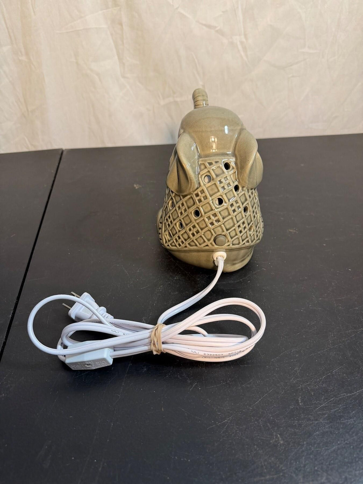 Ceramic Elephant Accent Lamp Nightlight Home Decor - Wormhole Thrift