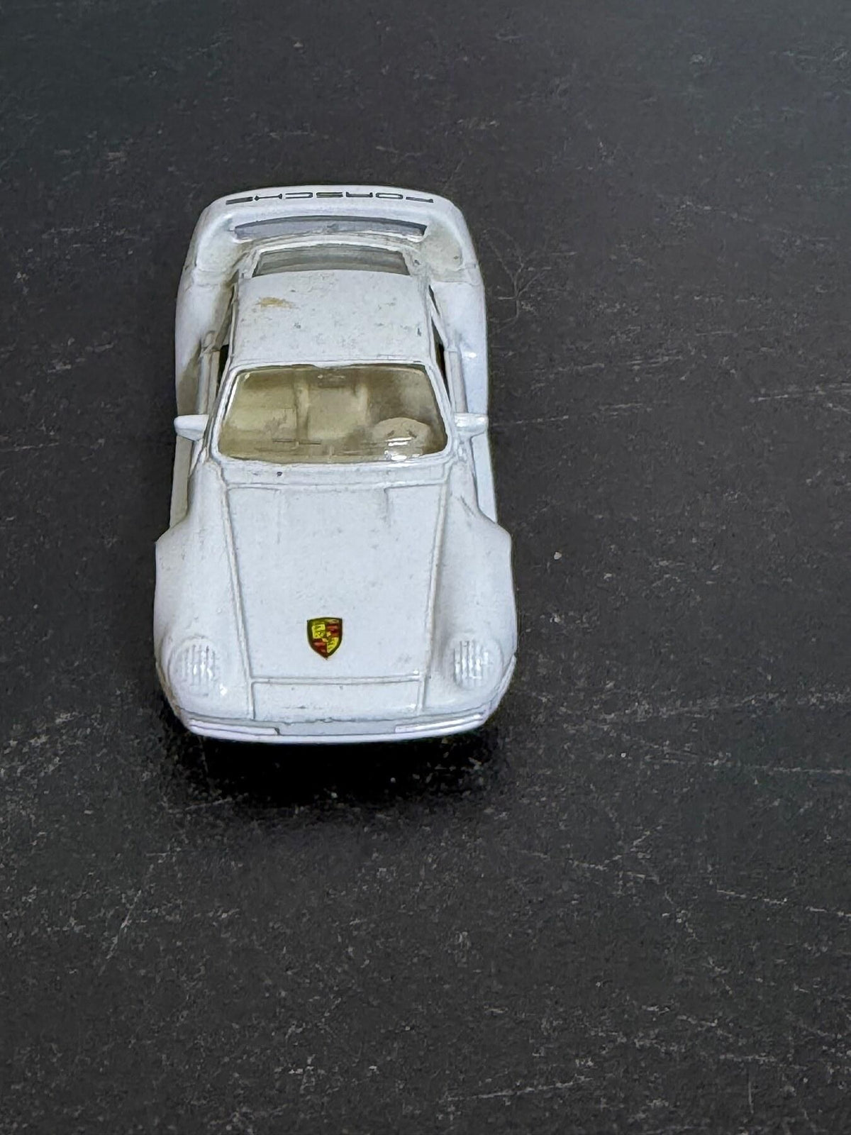 Vintage Maisto Porsche 959 White Diecast Toy Car - Wormhole Thrift